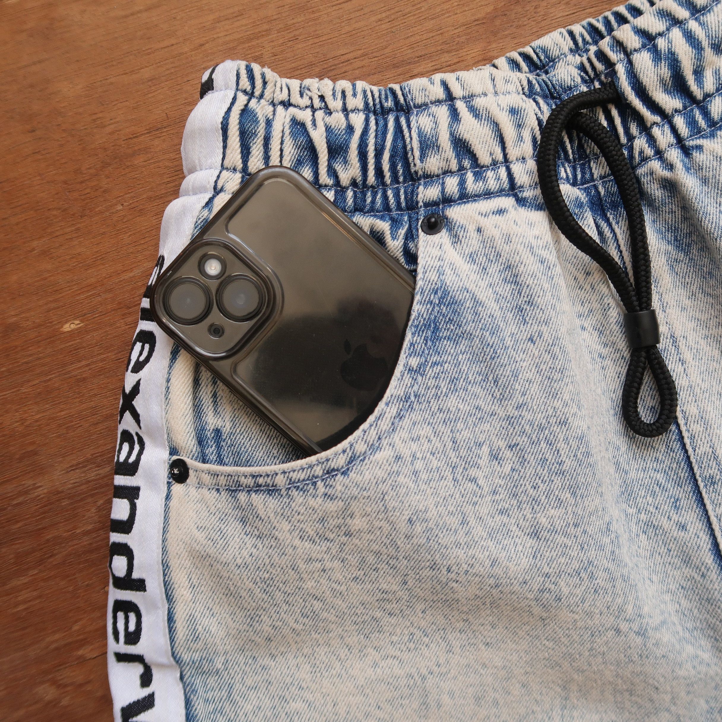 Alexander Wang VTG ALEXANDER WANG SIDE LOGO DENIM PANTS DRAWSTRING Size US 26 / EU 42 - 10 Thumbnail