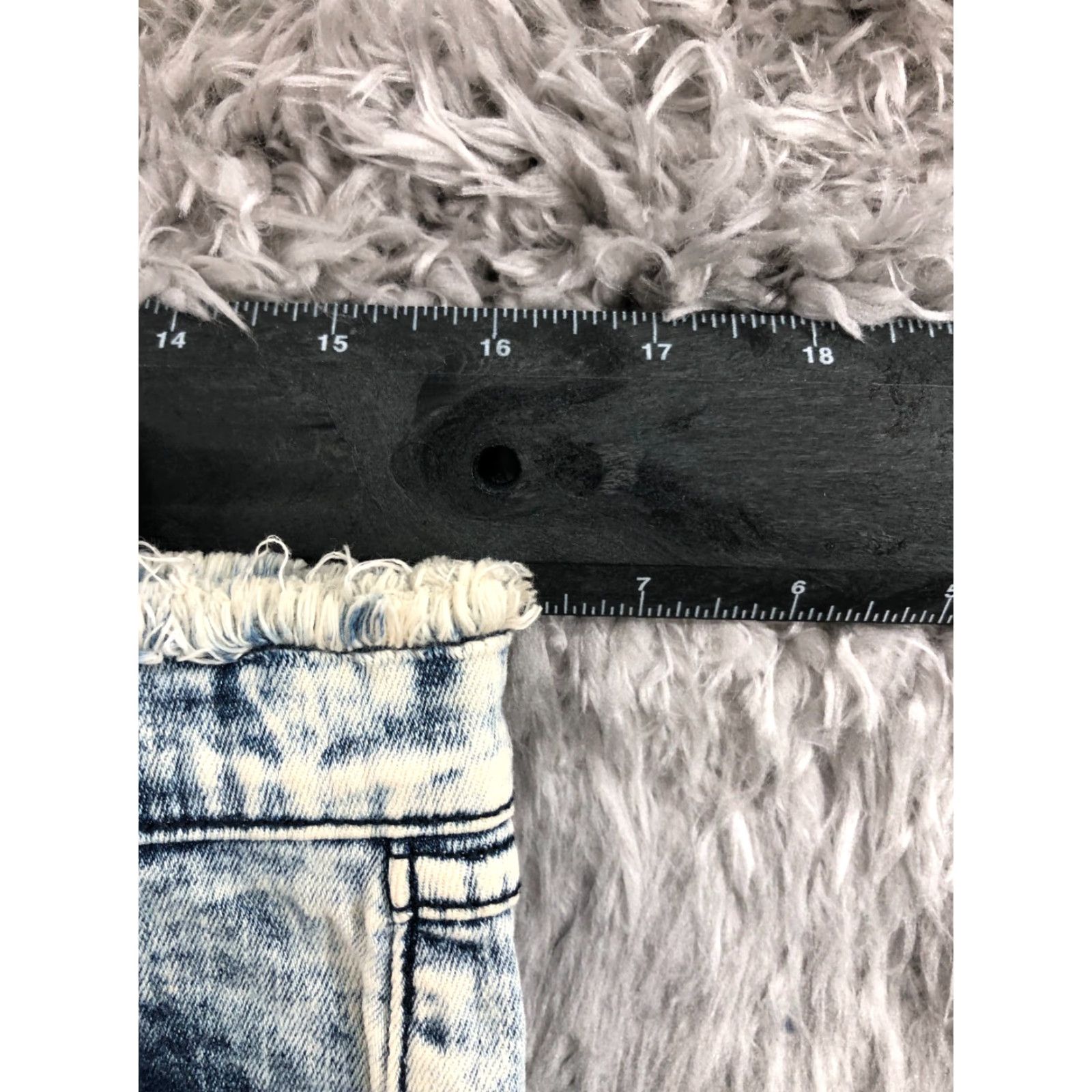Vintage Aphrodite Denim Cut-Off Shorts Womens Size L Medium Wash Blue Regular Rise 5-Pocket S Solid Pattern Jeans Size 36" / US 14 / IT 50 - 2 Thumbnail