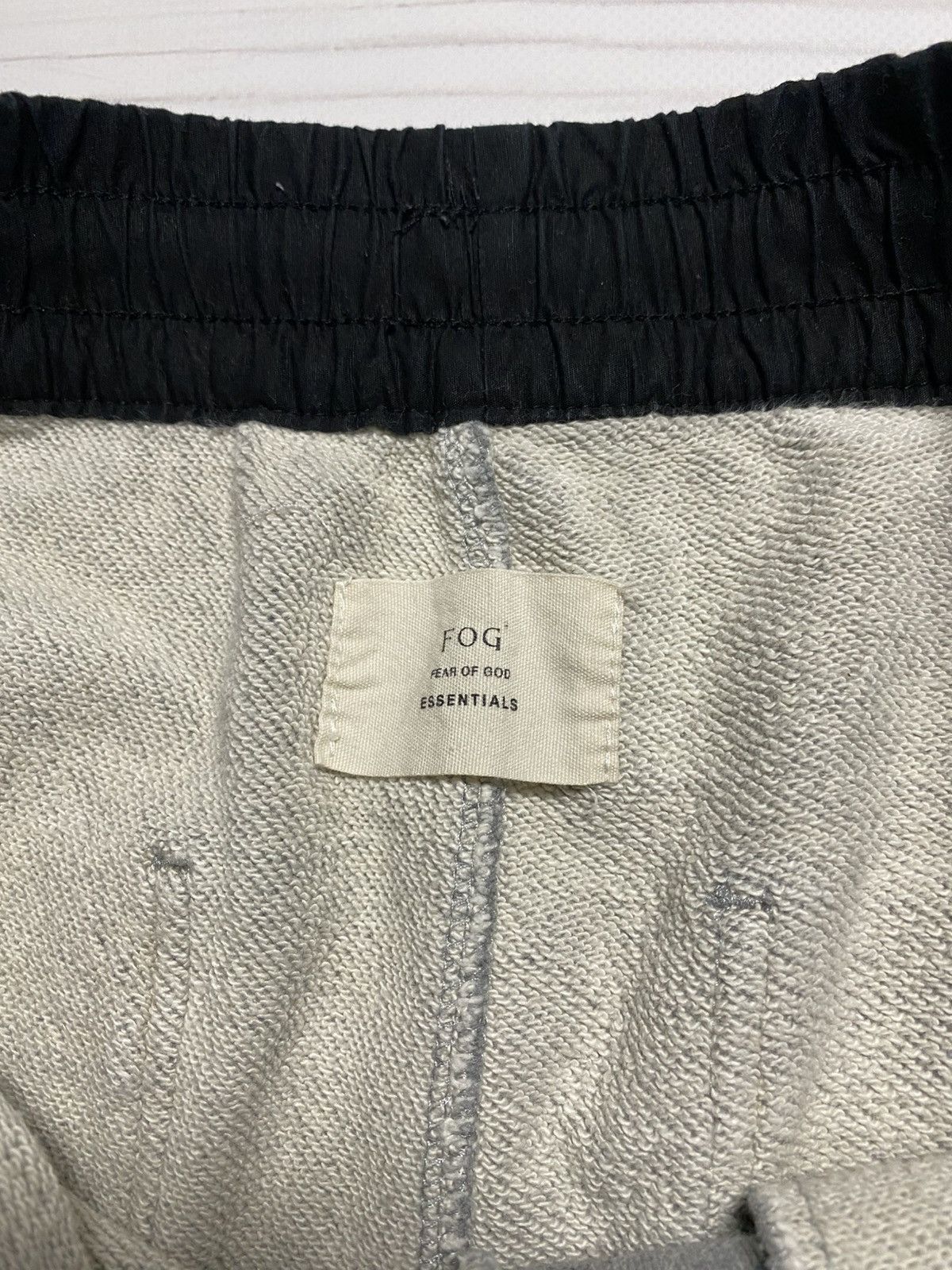 Essentials × FOG × Fear of God Essential Fear Of God FOG ankle zip sweatpants Size US 30 / EU 46 - 3 Thumbnail