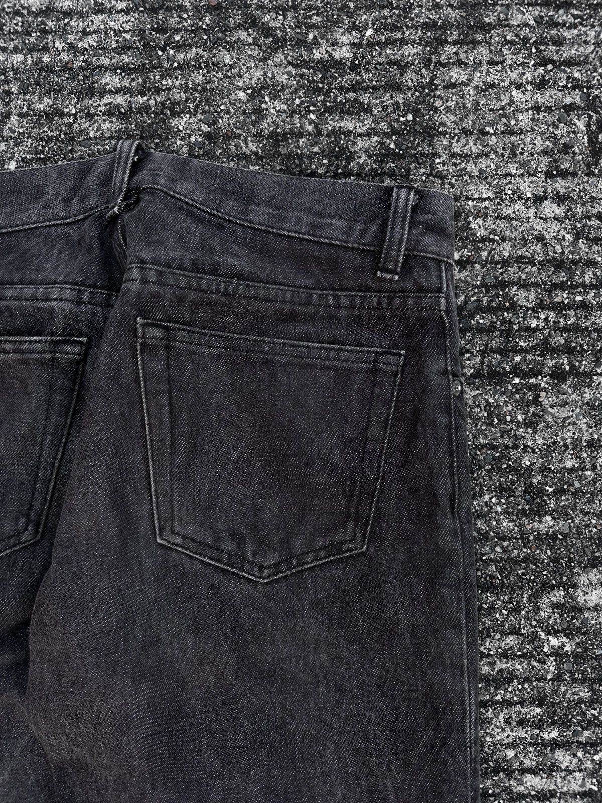 Helmut Lang Helmut Lang Dark Grey Classic Raw Denim Size US 31 - 11 Thumbnail
