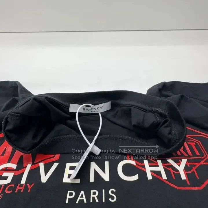 Givenchy Givenchy Men's Logo Print Short Sleeve T-shirt. Size US L / EU 52-54 / 3 - 8 Thumbnail