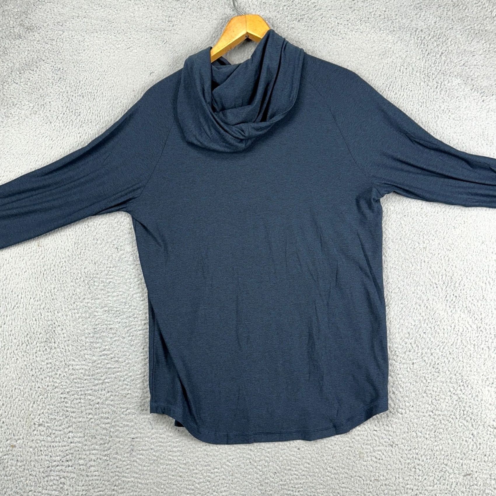 Vintage True Classic Hoodie Shirt Mens Medium Blue Athletic Stretch Long Sleeve Pullover Casual Gift Size US M / EU 48-50 / 2 - 3 Thumbnail
