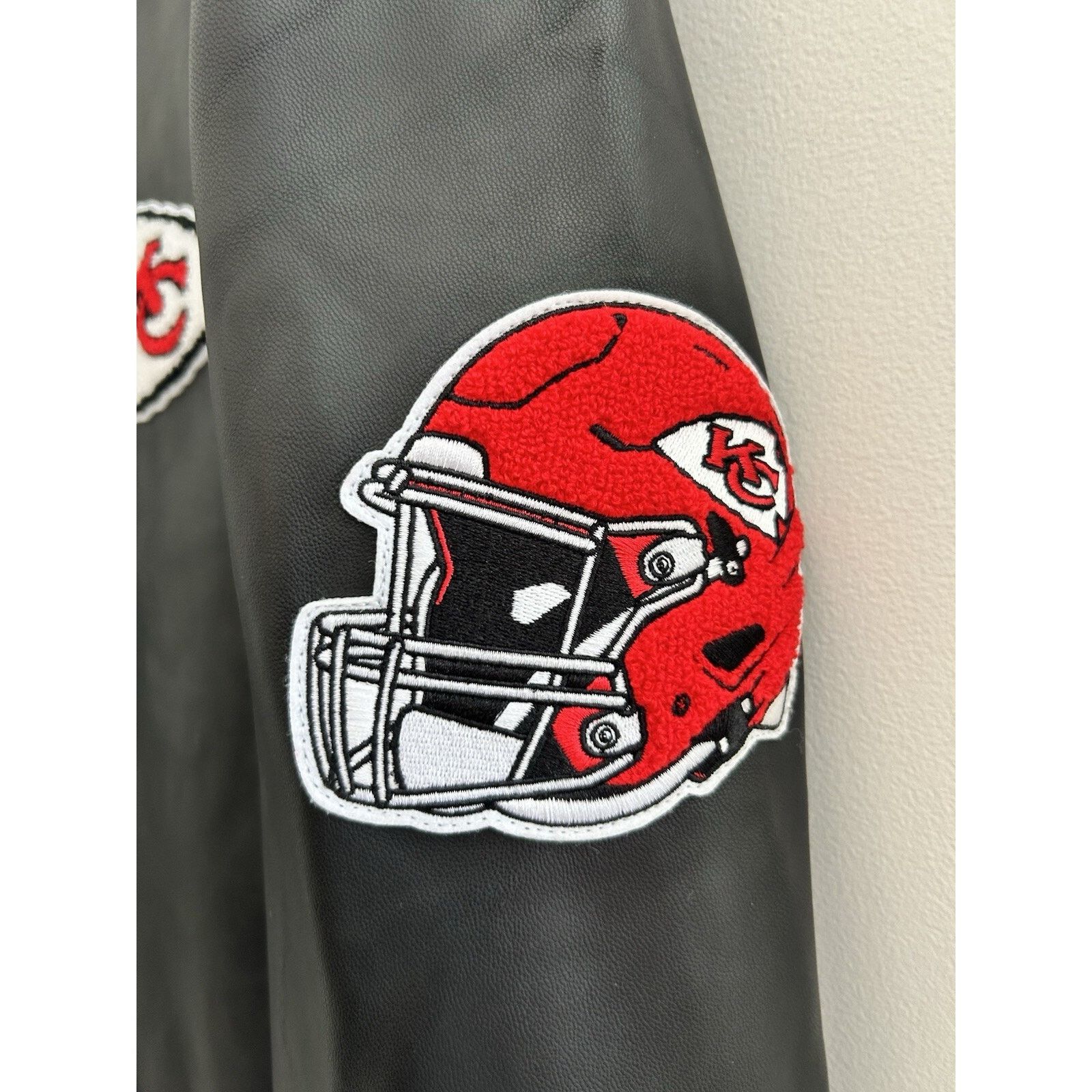 Jeff Hamilton Custom Jeff Hamilton Travis Kelce Jacket Size US XXL / EU 58 / 5 - 7 Thumbnail