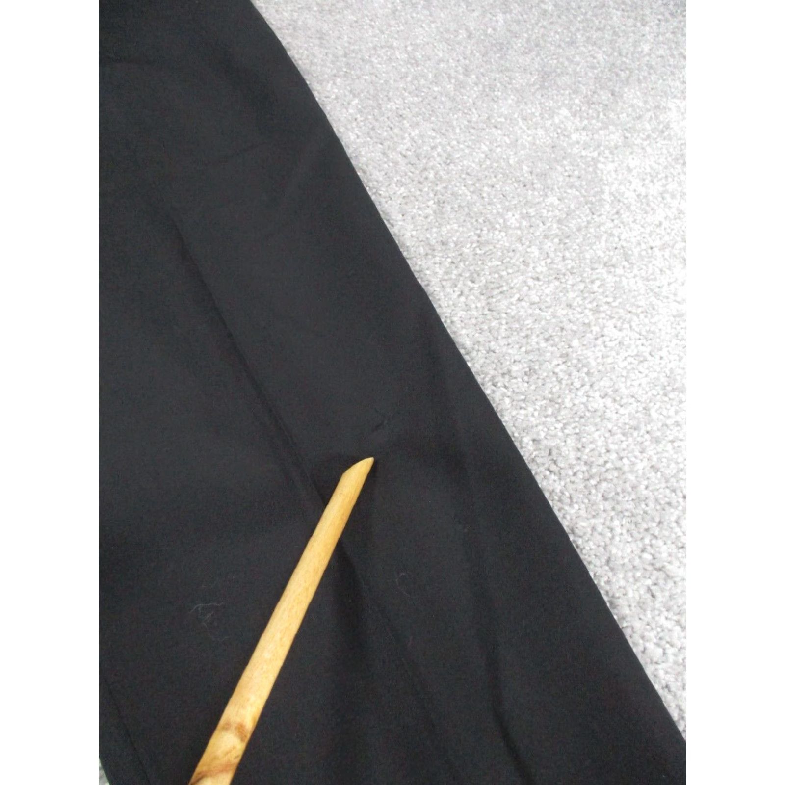 Theory Theory Dress Pants Womens 8 Black Slim Fit Wool Tapered Dress Pants Womens 8 Black Theory Size 30" / US 8 / IT 44 - 2 Thumbnail