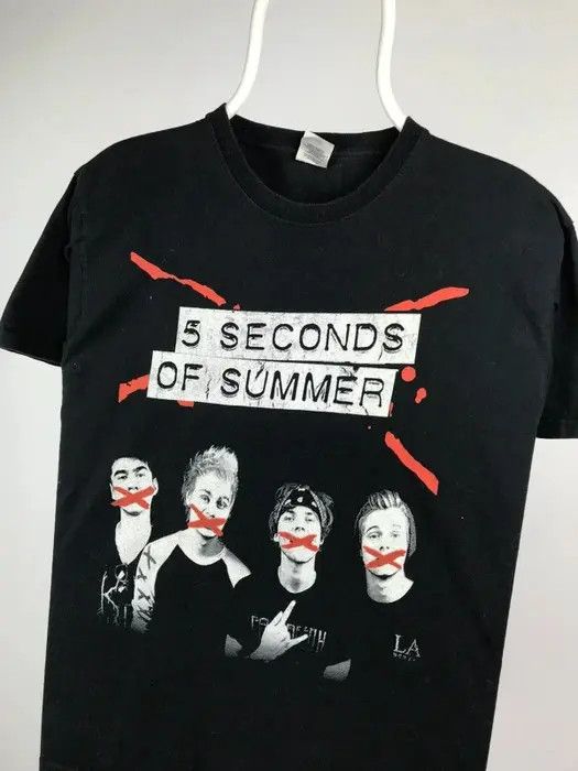 Band Tees 5 seconds of summer T-shirt rock band tee size Medium Size US M / EU 48-50 / 2 - 2 Thumbnail