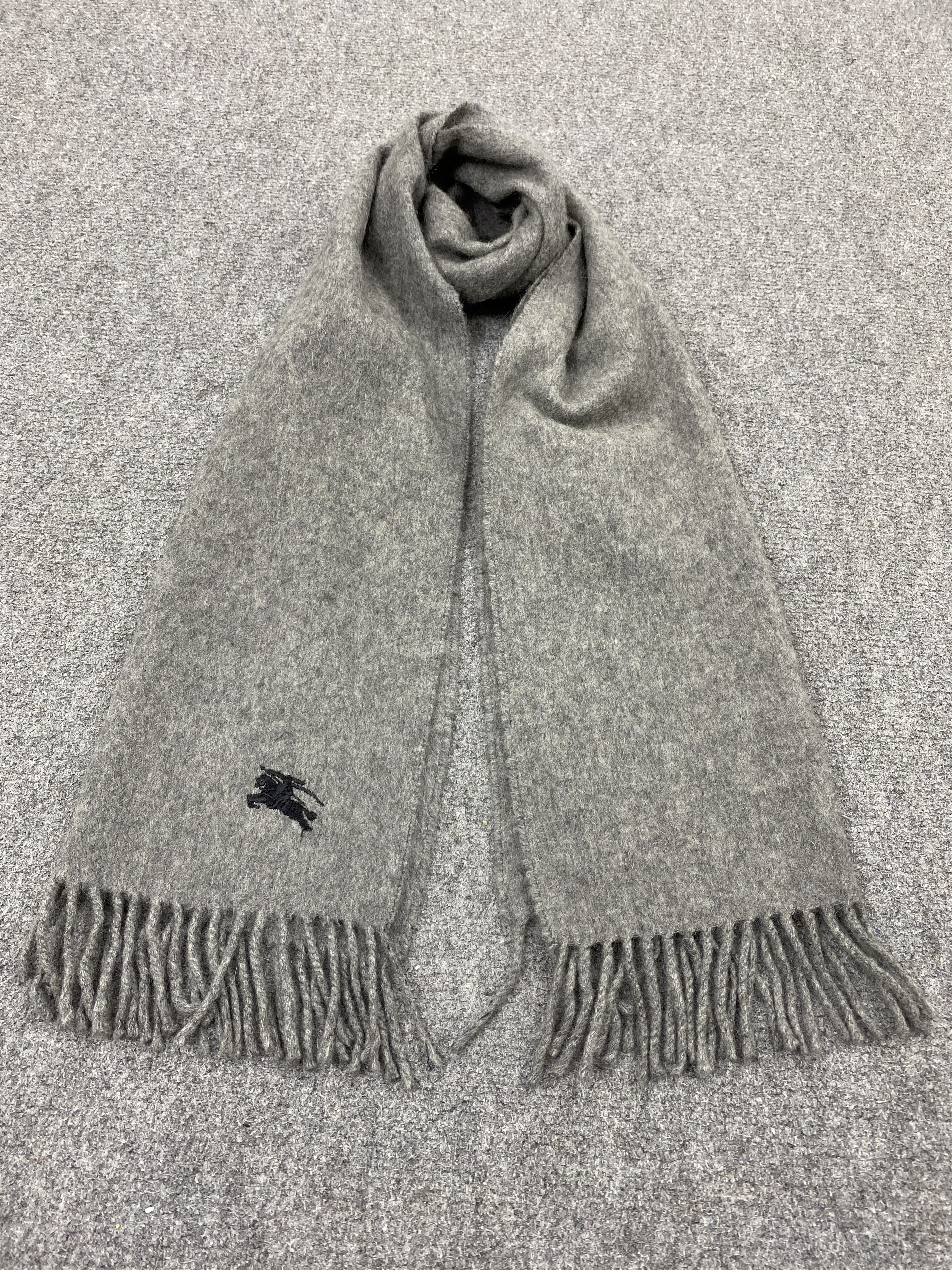 Vintage Burberrys Cashmere Scarf Muffler Neckwear -SC0011