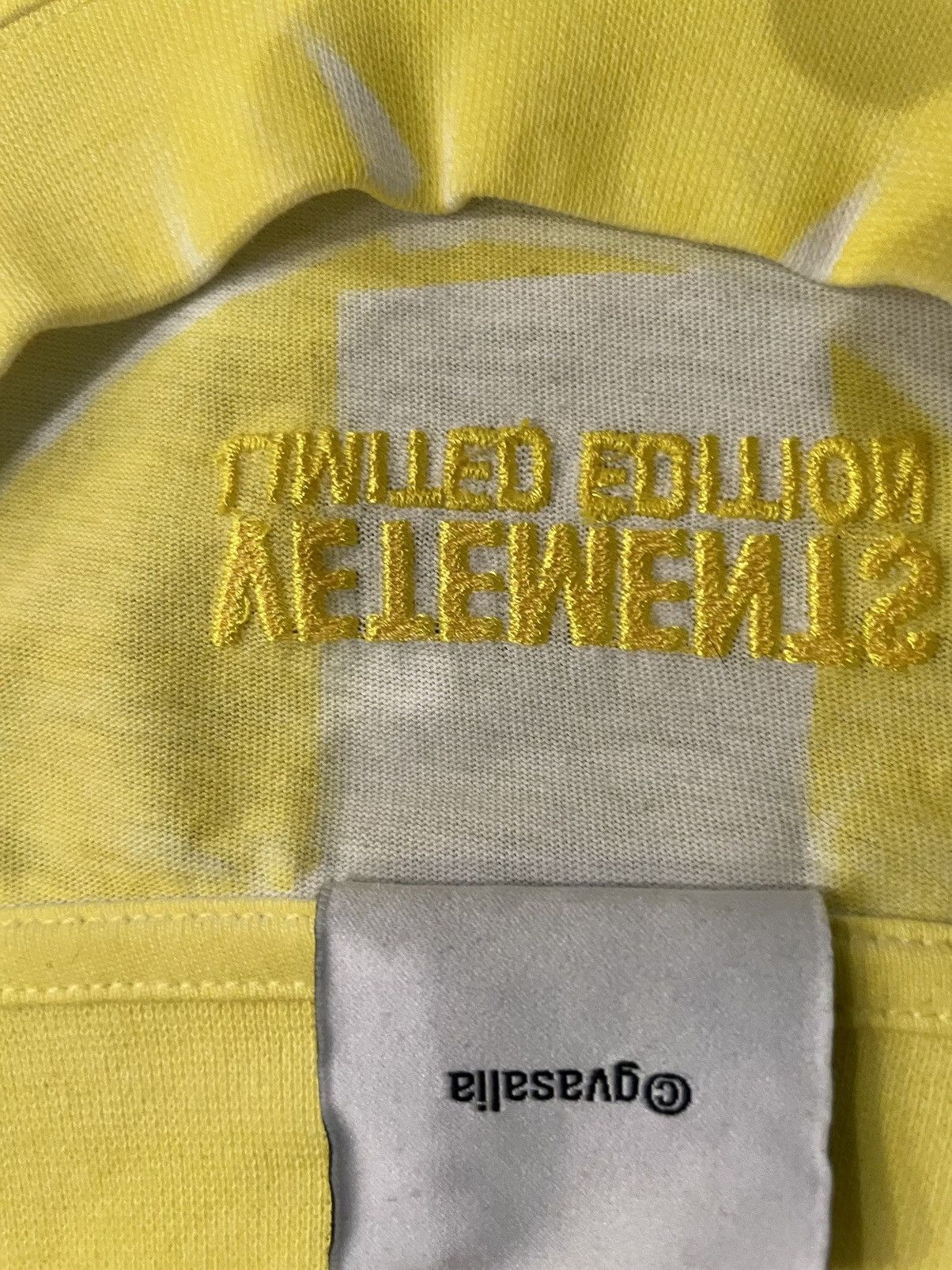 Vetements VETEMENTS 👾⚡️Yellow Game Changing T-shirt *LIMITED EDITION* Size US M / EU 48-50 / 2 - 16 Thumbnail