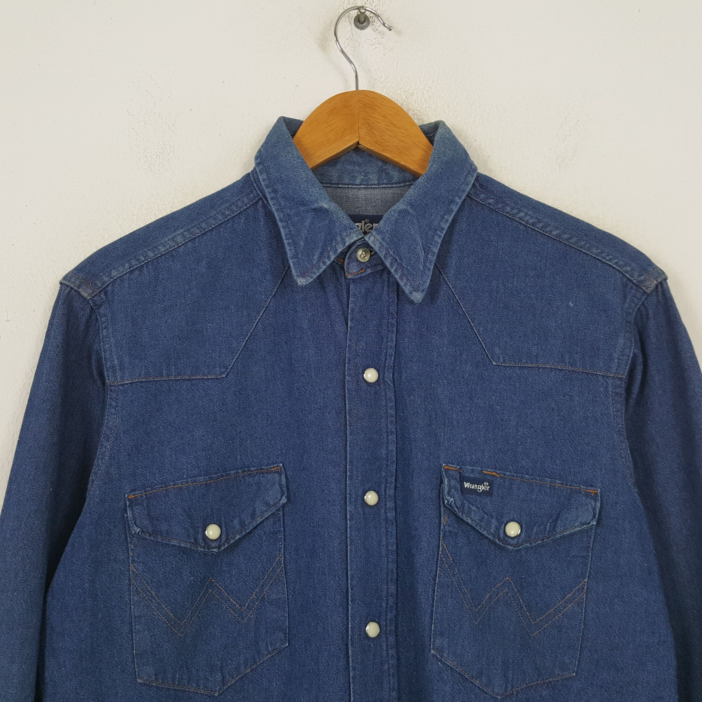 Wrangler Vintage Wrangler Wastern Style Denim Polos Shirt RR2 Size US L / EU 52-54 / 3 - 2 Thumbnail