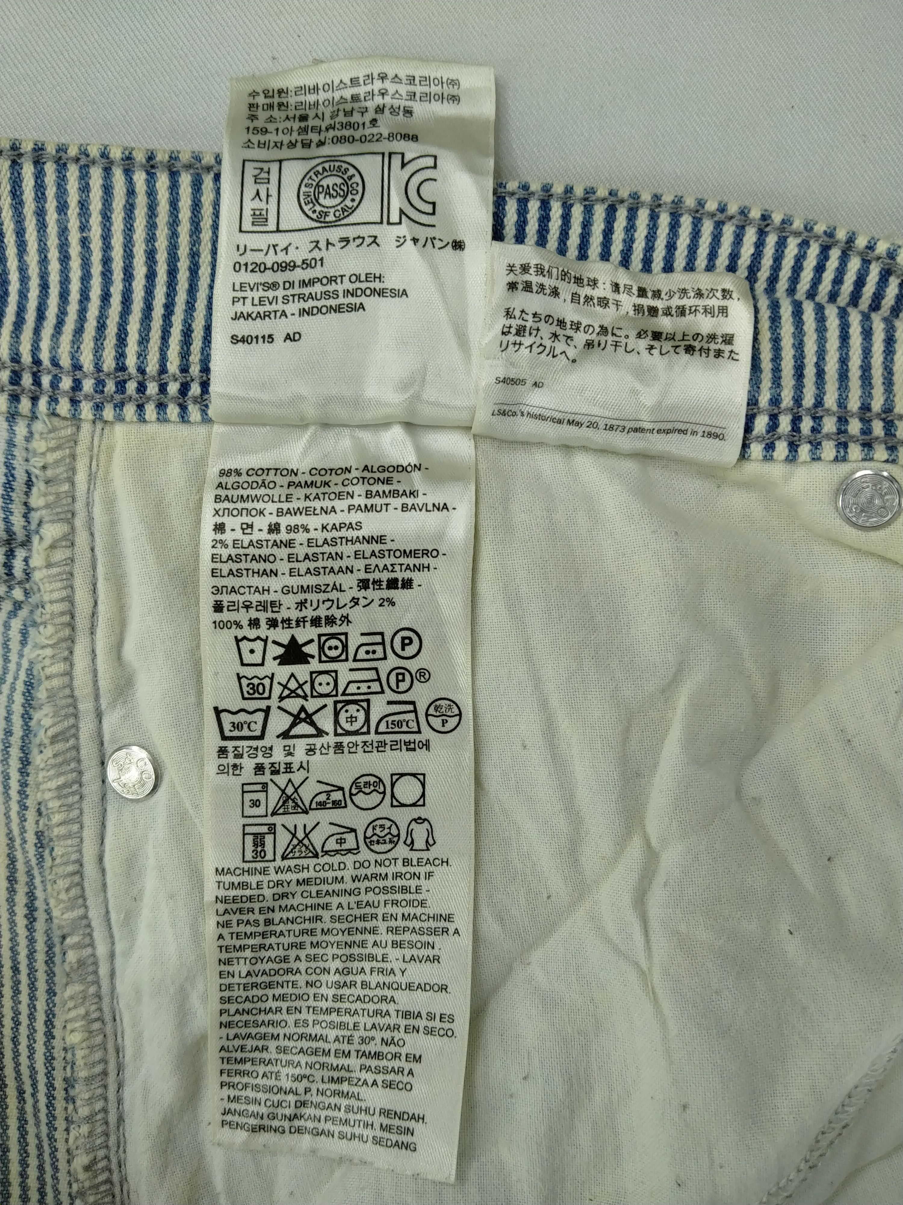 Levi's Distressed Levi's Stripes Denim 37 x 10.5 -JN071 Size US 37 - 11 Thumbnail