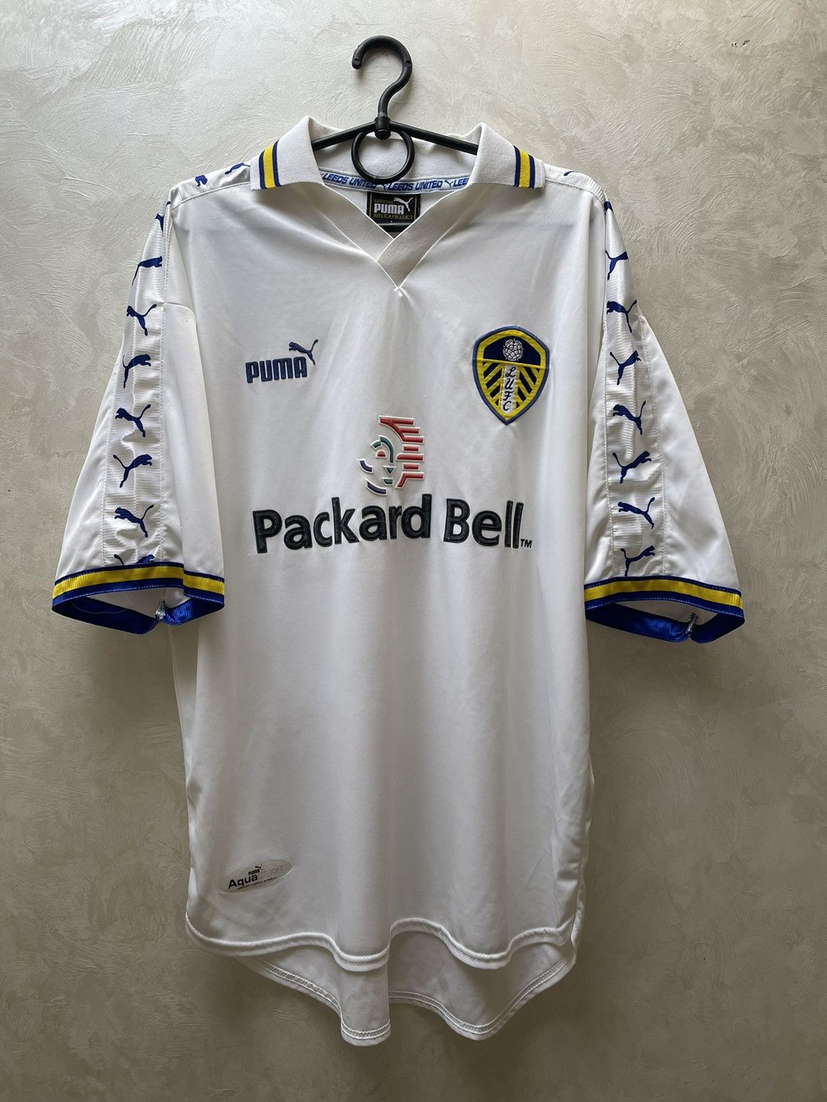 Puma × Vintage LEEDS UNITED 1998-2000 HOME FOOTBALL SHIRT VINTAGE JERSEY Size US L / EU 52-54 / 3 - 1 Thumbnail