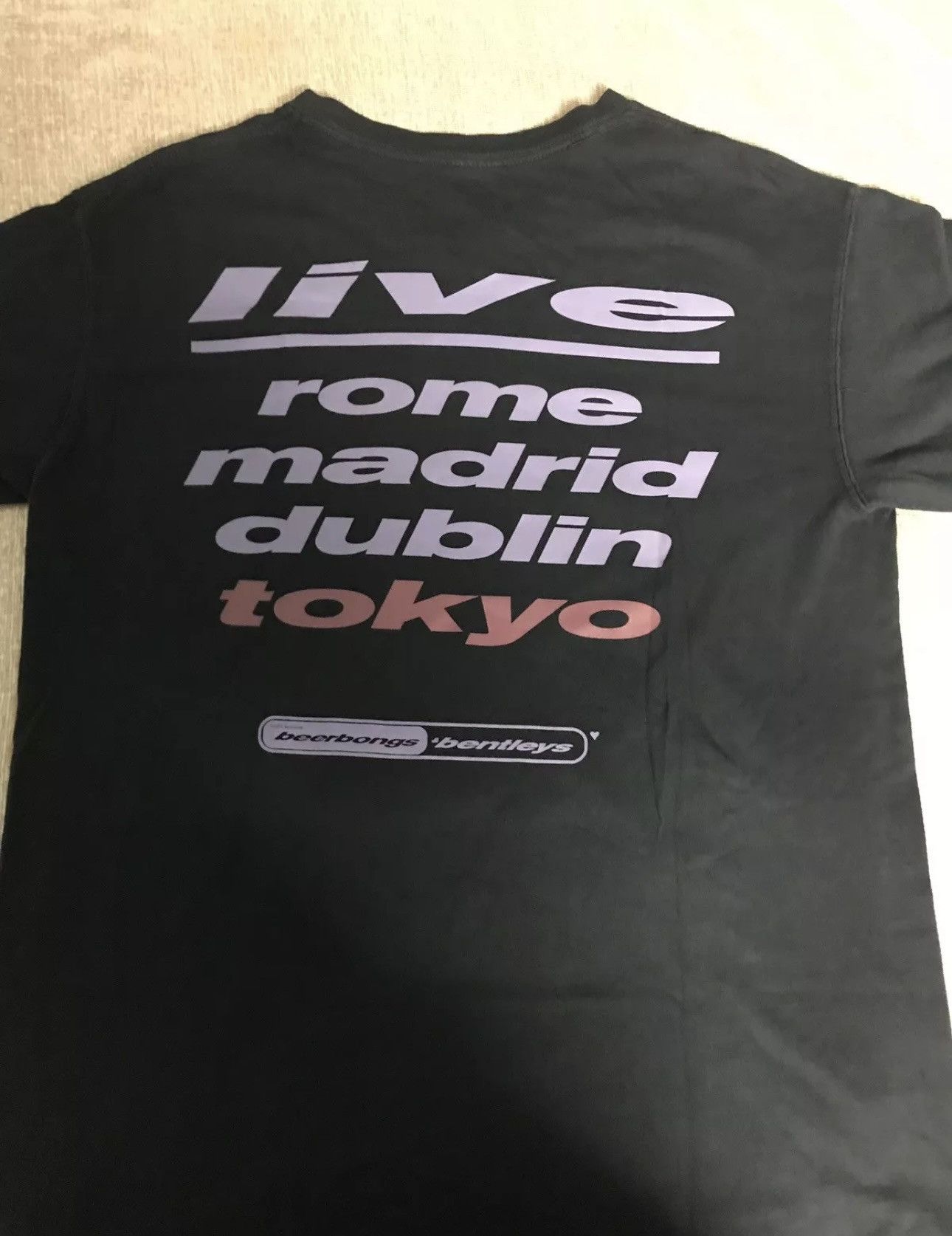Rap Tees Post Malone Japan Pop-Up Exclusive Red T-Shirt Size M Size US M / EU 48-50 / 2 - 3 Thumbnail