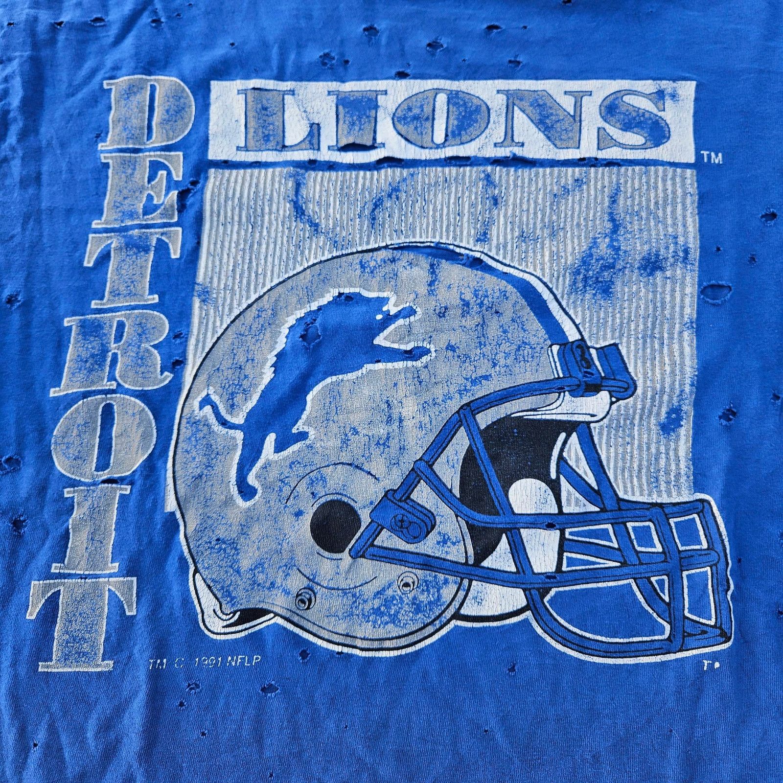 NFL Vintage Detroit Lions Shirt Size Large Highly Distressed Size US L / EU 52-54 / 3 - 2 Thumbnail