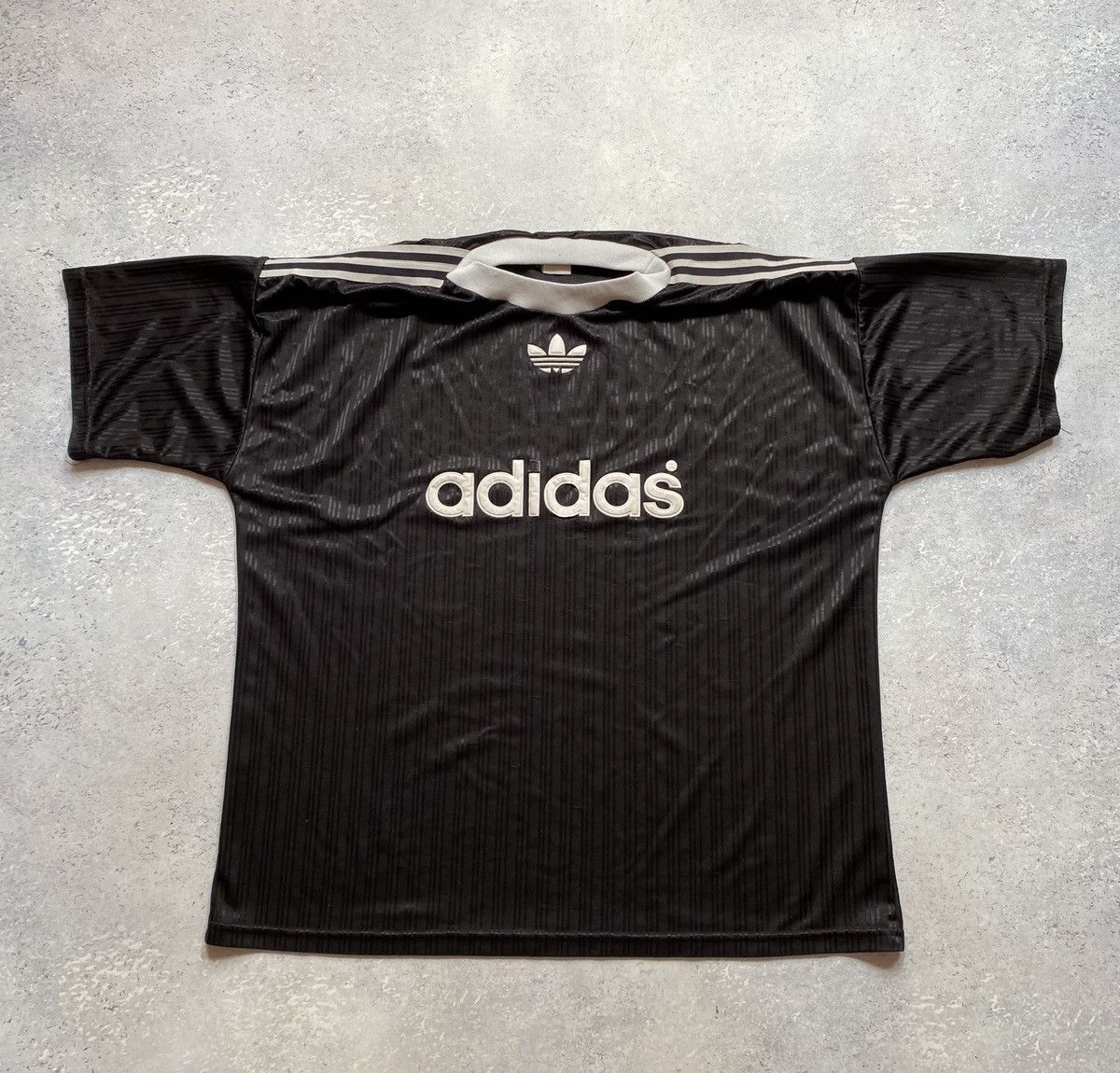 Adidas Vintage Adidas T-Shirt Size US XL / EU 56 / 4 - 1 Thumbnail