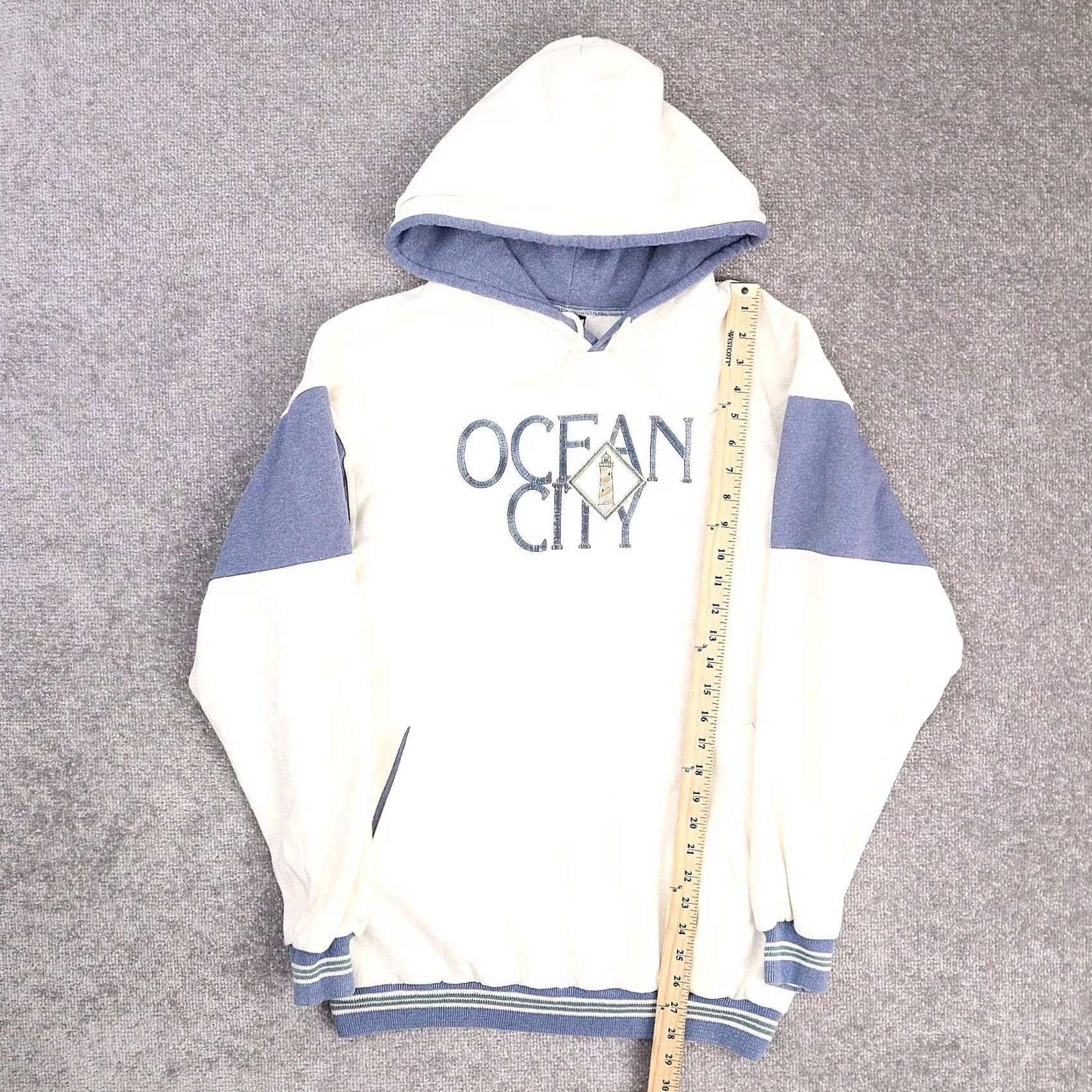 Vintage VINTAGE Ocean City Maryland USA Hoodie Medium Blue White Long Sleeve Made in USA Mens Size US M / EU 48-50 / 2 - 3 Thumbnail
