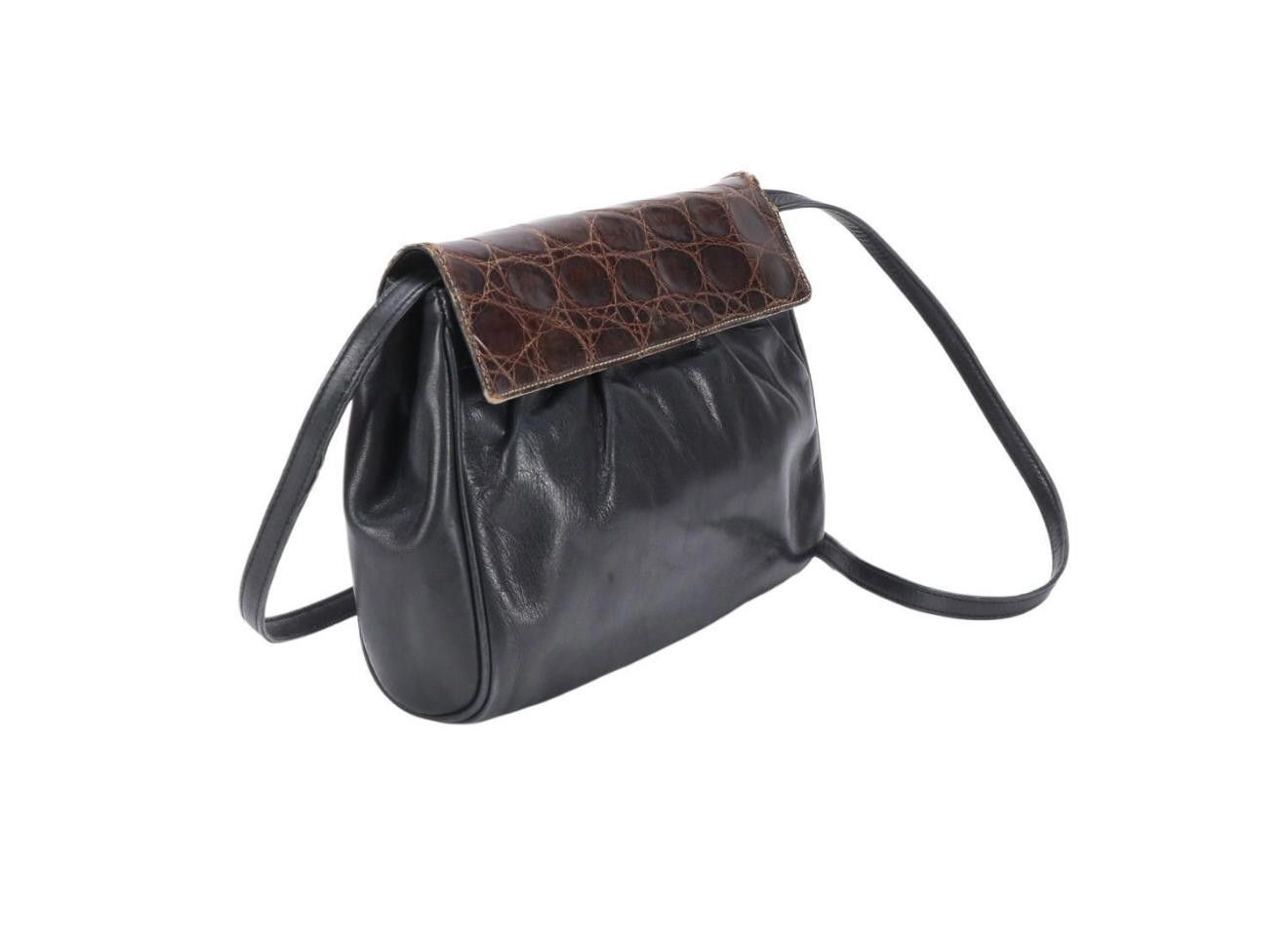 Loewe Vintage Loewe Black Shoulder Bag with Croc Embossed Flap Size ONE SIZE - 16 Thumbnail
