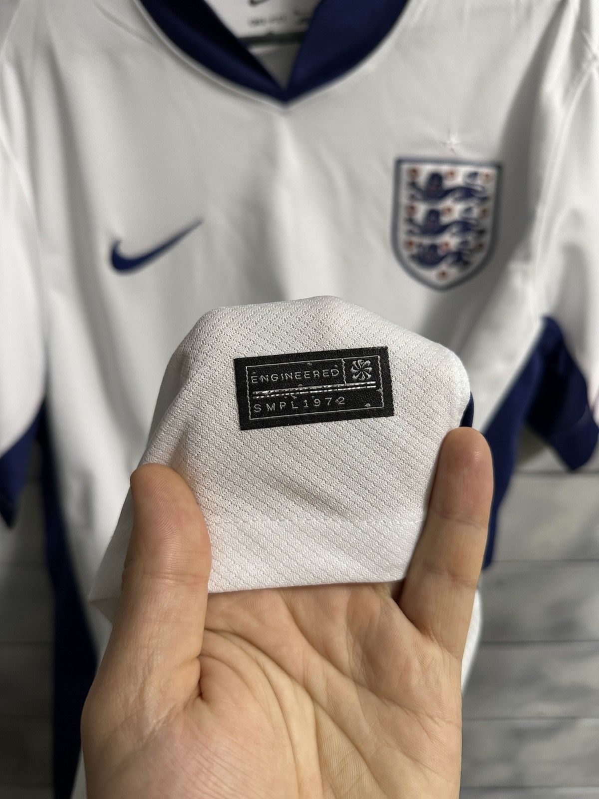 Nike Vintage T-Shirt Nike England Soccer Jersey Football Swoosh Size US XL / EU 56 / 4 - 6 Thumbnail