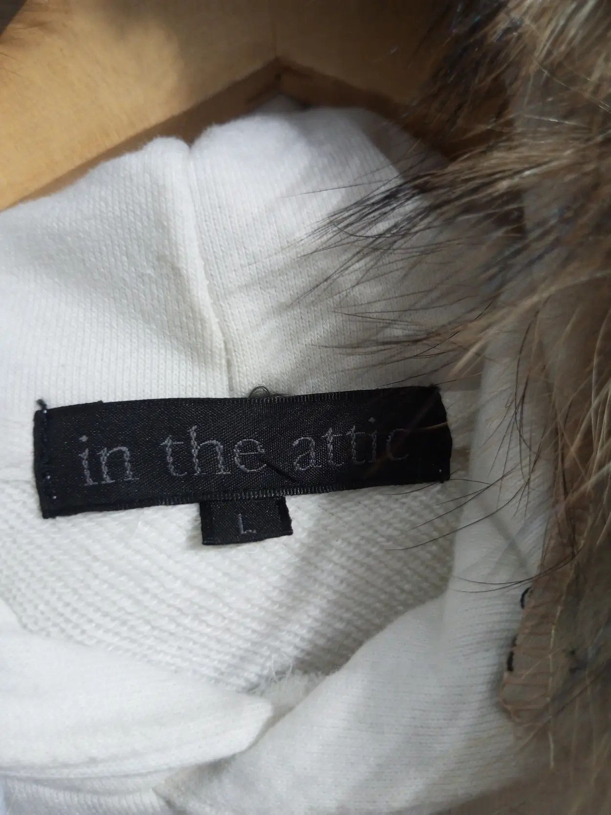 20471120 In the attic distrontion poem fur hoodie Size US L / EU 52-54 / 3 - 11 Thumbnail