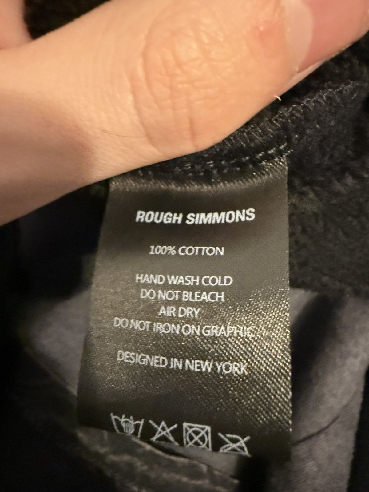 Rough Simmons Rough simmons sword man crewneck Size US L / EU 52-54 / 3 - 5 Thumbnail