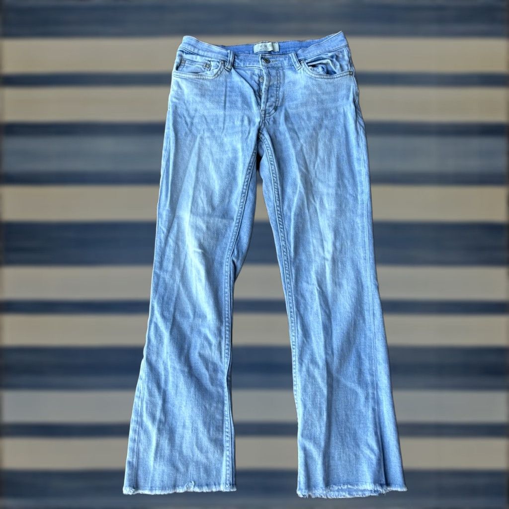 Vintage We The Free Bootcut Flare Jeans Women’s 28x27 Distressed Button Fly Blue Jeans Size 28" / US 6 / IT 42 - 1 Thumbnail