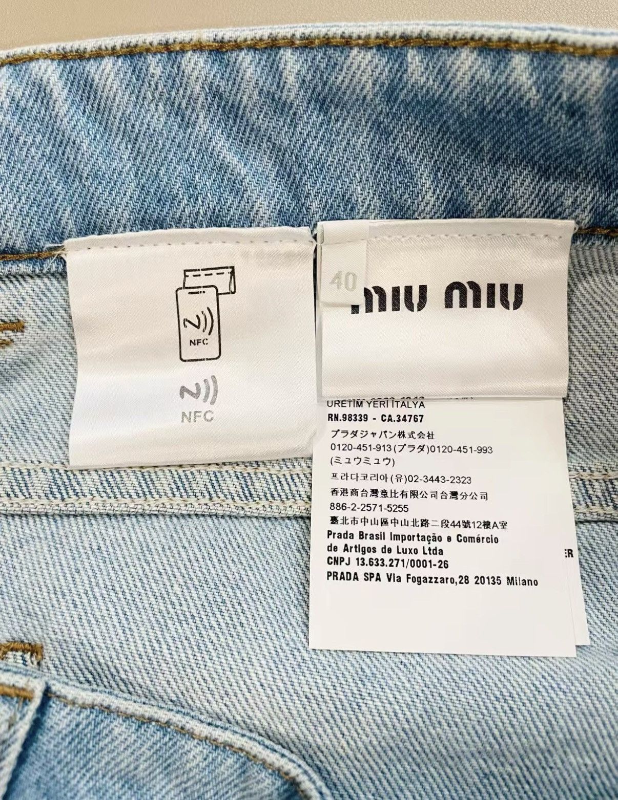 Miu Miu Miu Miu Light Blue High-Waisted Denim Shorts J33 Size 27" / US 4 / IT 40 - 5 Thumbnail