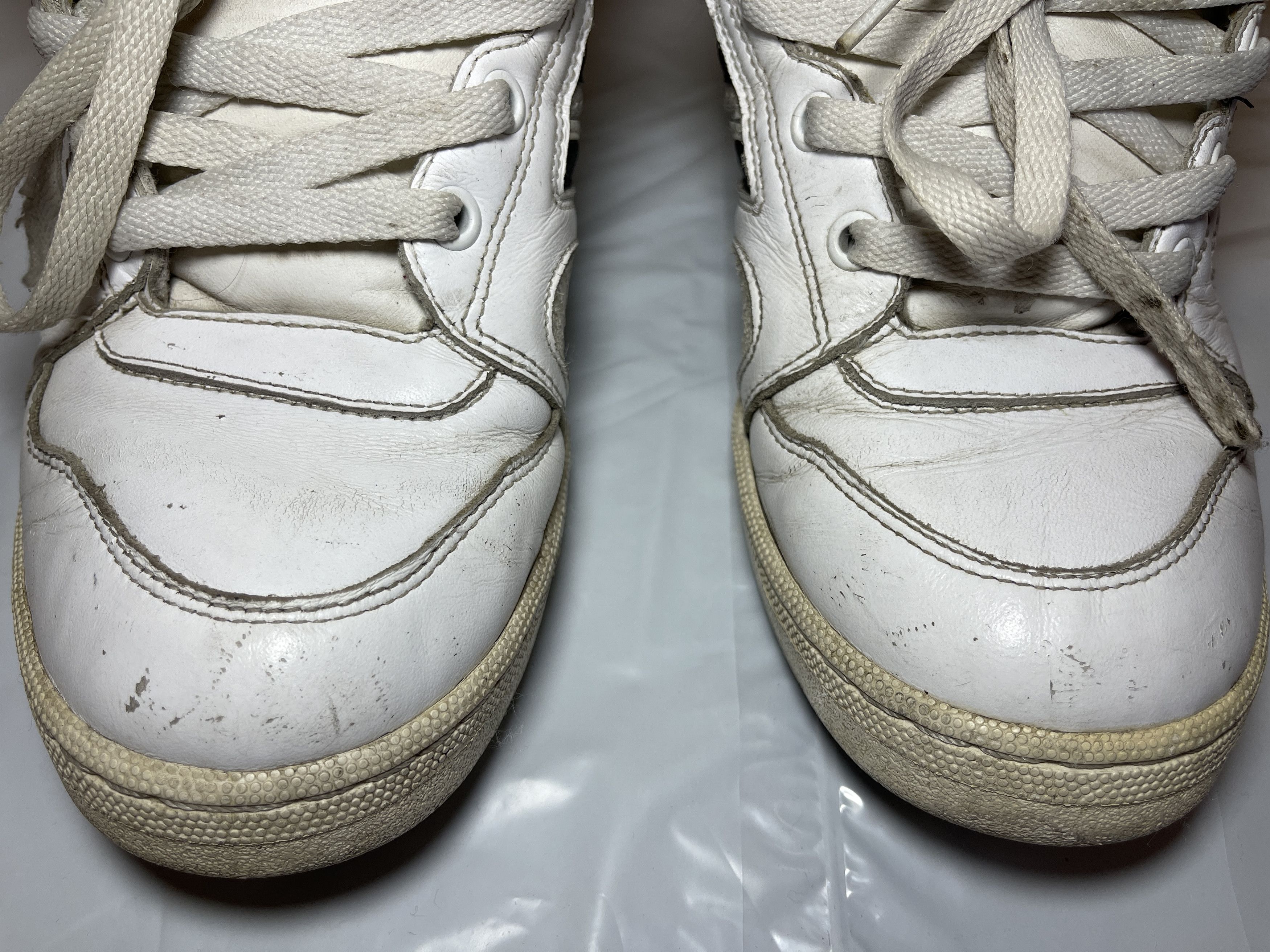 Adidas × Jeremy Scott Adidas sneakers, Jeremy Scott Instinct, Hi Top shoes, V24529 Size US 9 / EU 42 - 17 Thumbnail