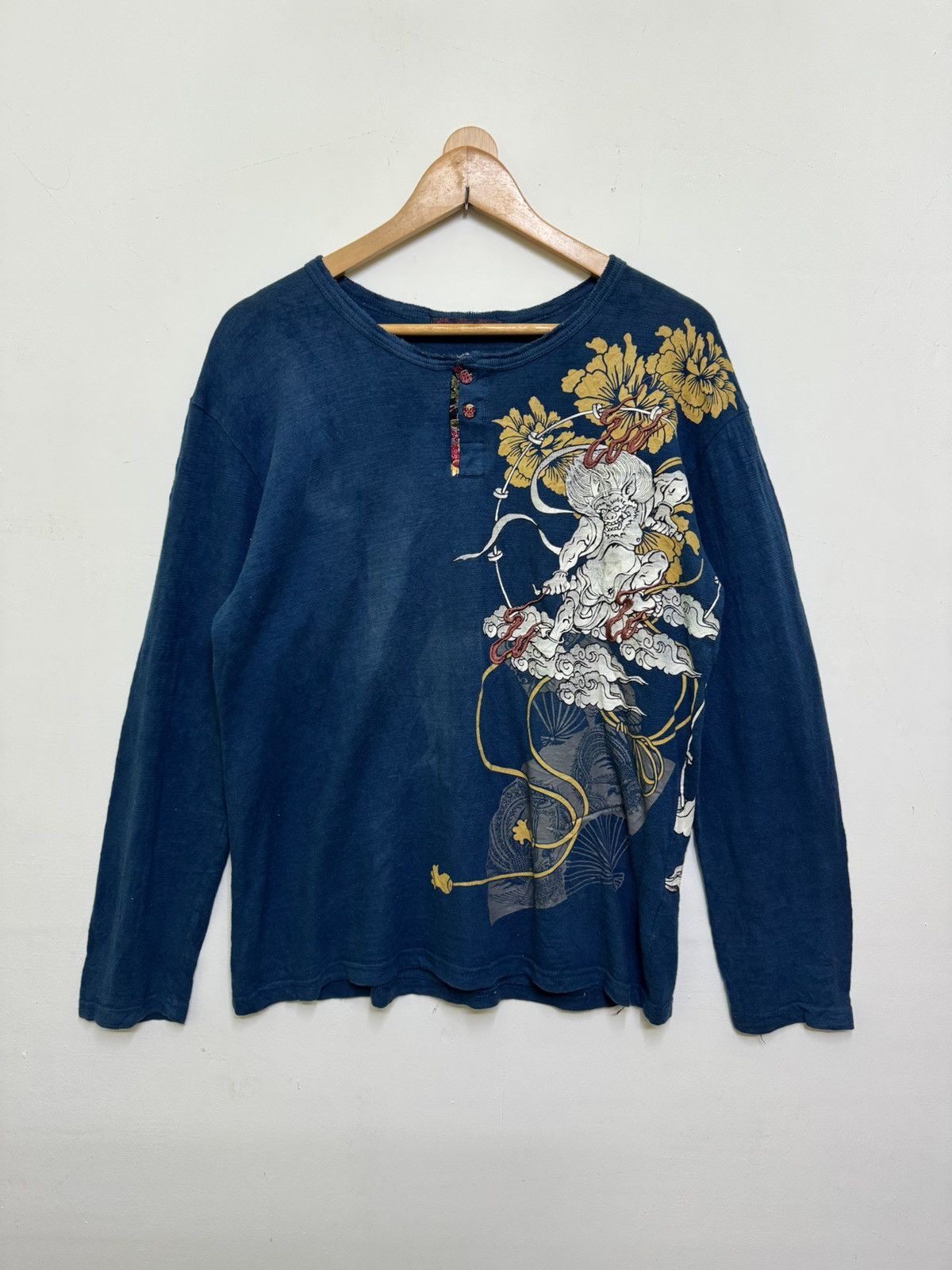 Japanese Brand Japanese Graphic Japanese God of Wind Faded Long Sleeve Size US M / EU 48-50 / 2 - 1 Thumbnail