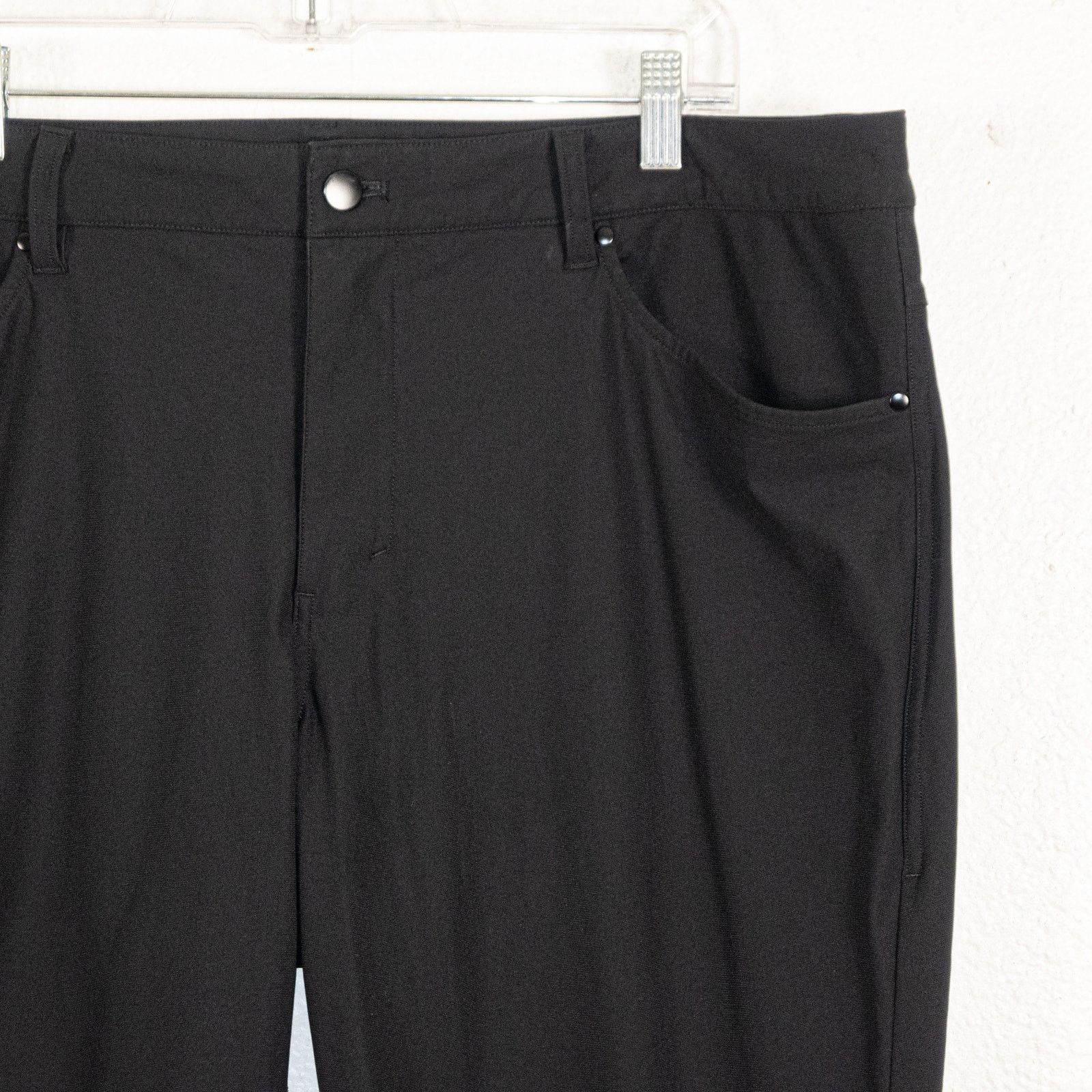 Lululemon Lululemon ABC Slim fit 5 Pocket Pants in Black Warstreme 38 Size US 38 / EU 54 - 6 Thumbnail