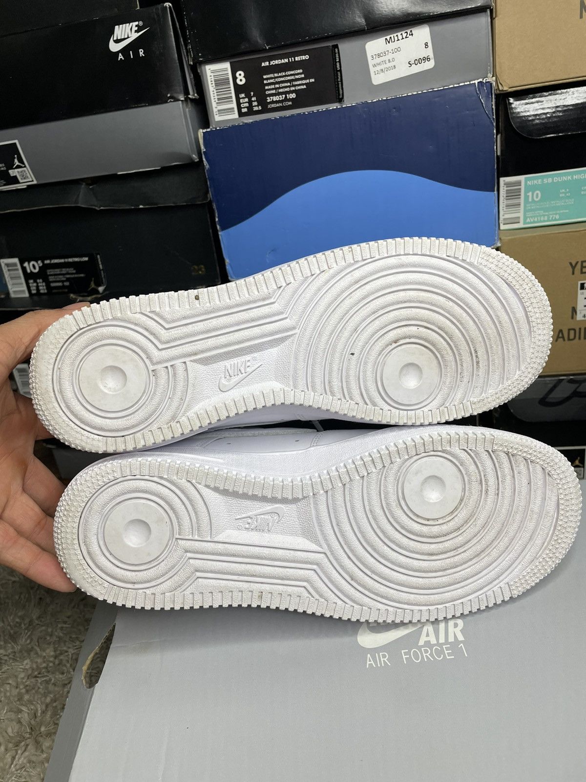 Nike Nike Air Force 1 Triple White Size US 8.5 / EU 41-42 - 7 Thumbnail