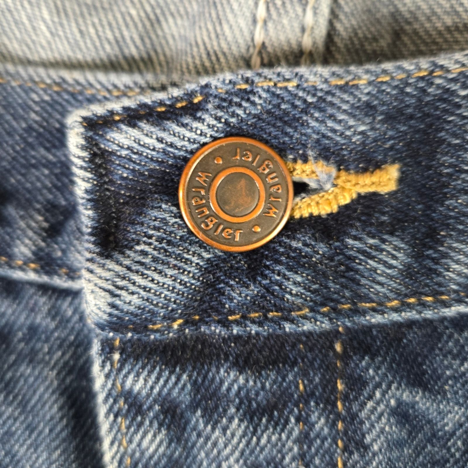 Wrangler 90s Wrangler Dark Wash Relaxed Straight Jeans Size 40 x 32 Size US 40 / EU 56 - 5 Thumbnail