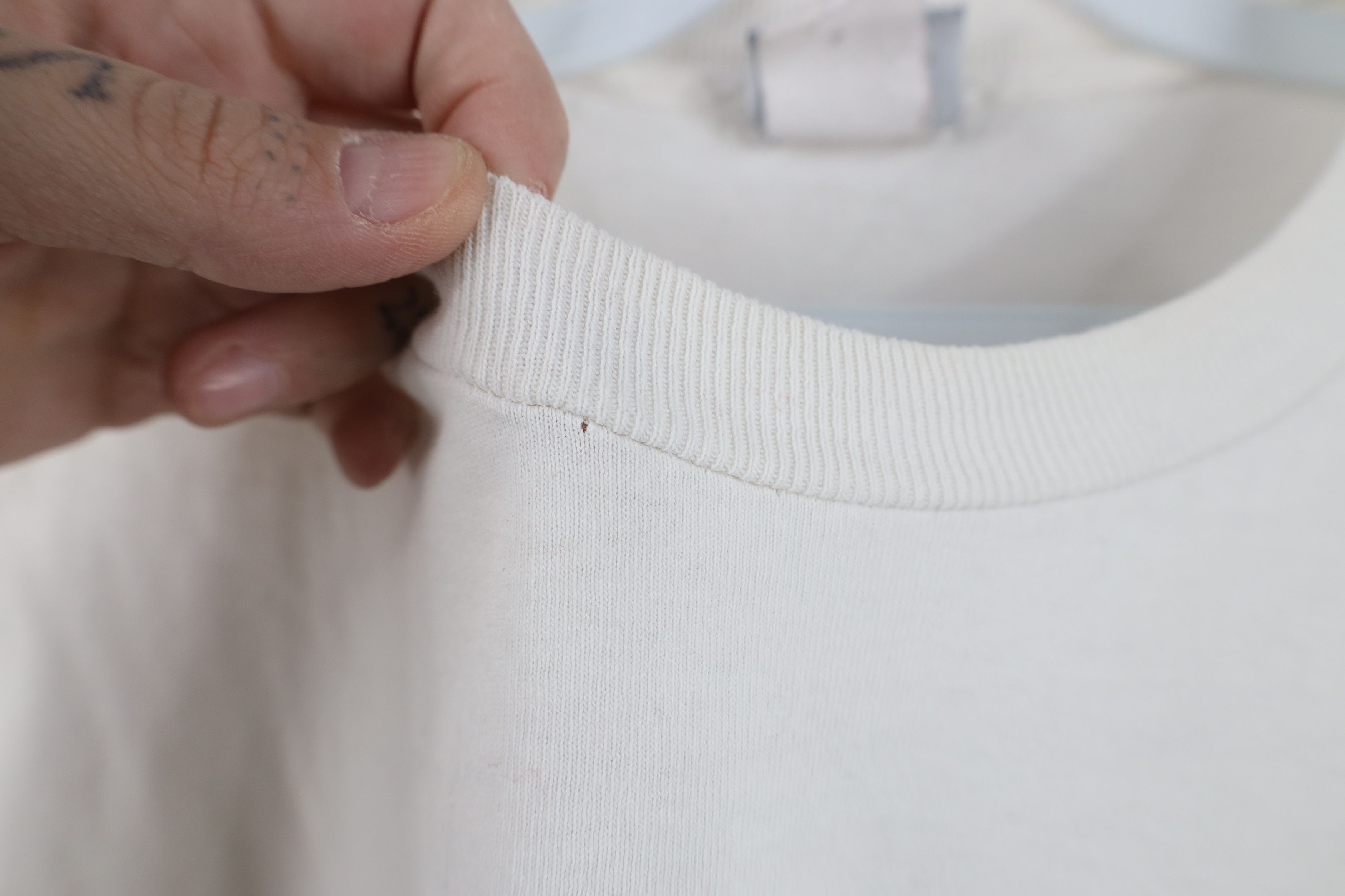 Vintage Vintage 90s Perry Ellis Flag Baggy Fit T-Shirt White Cotton Size US L / EU 52-54 / 3 - 5 Thumbnail