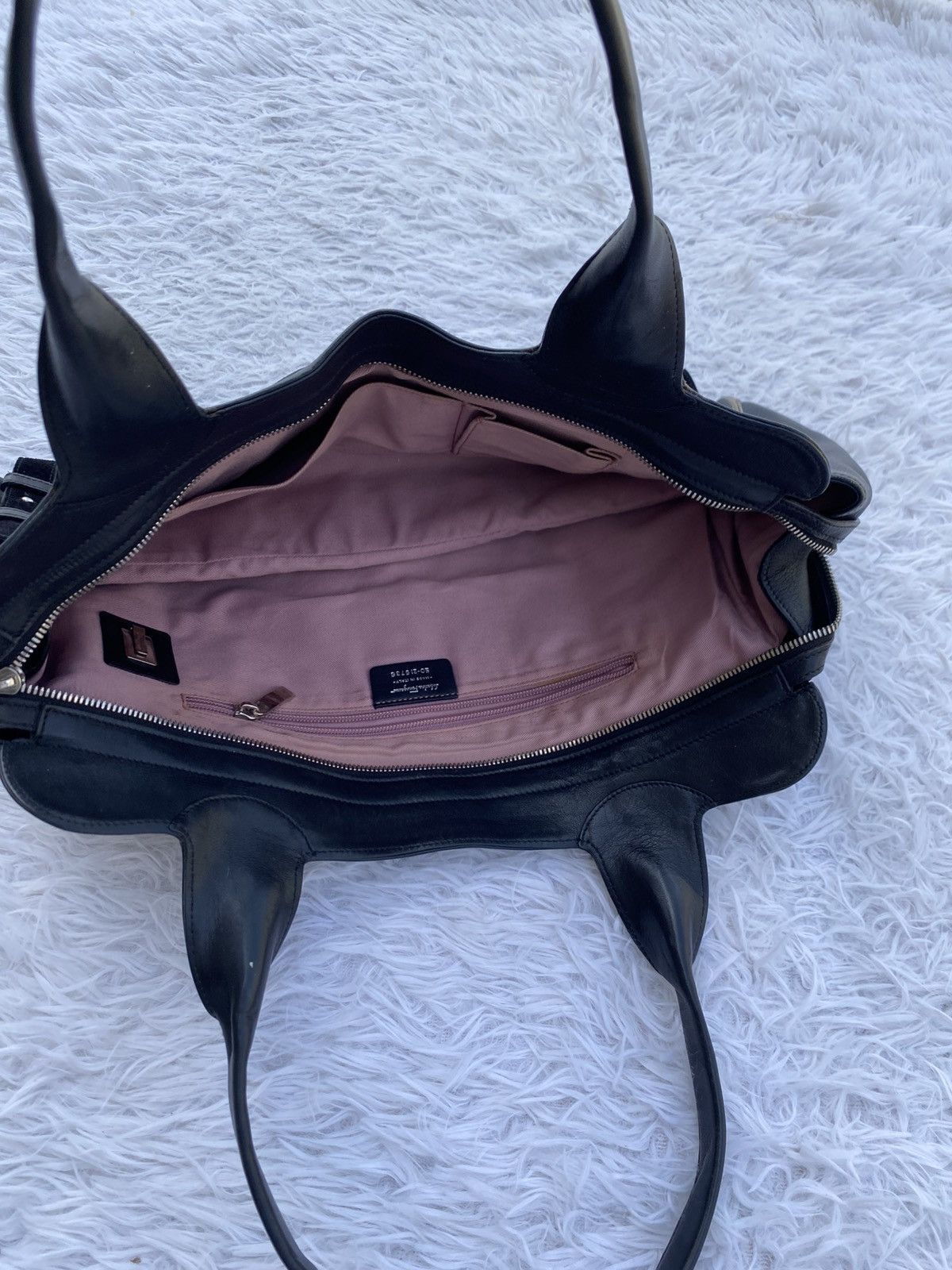 Salvatore Ferragamo Rare Salvatore Ferragamo Gancini Motif Out Pocket Hand Bag Size ONE SIZE - 12 Thumbnail
