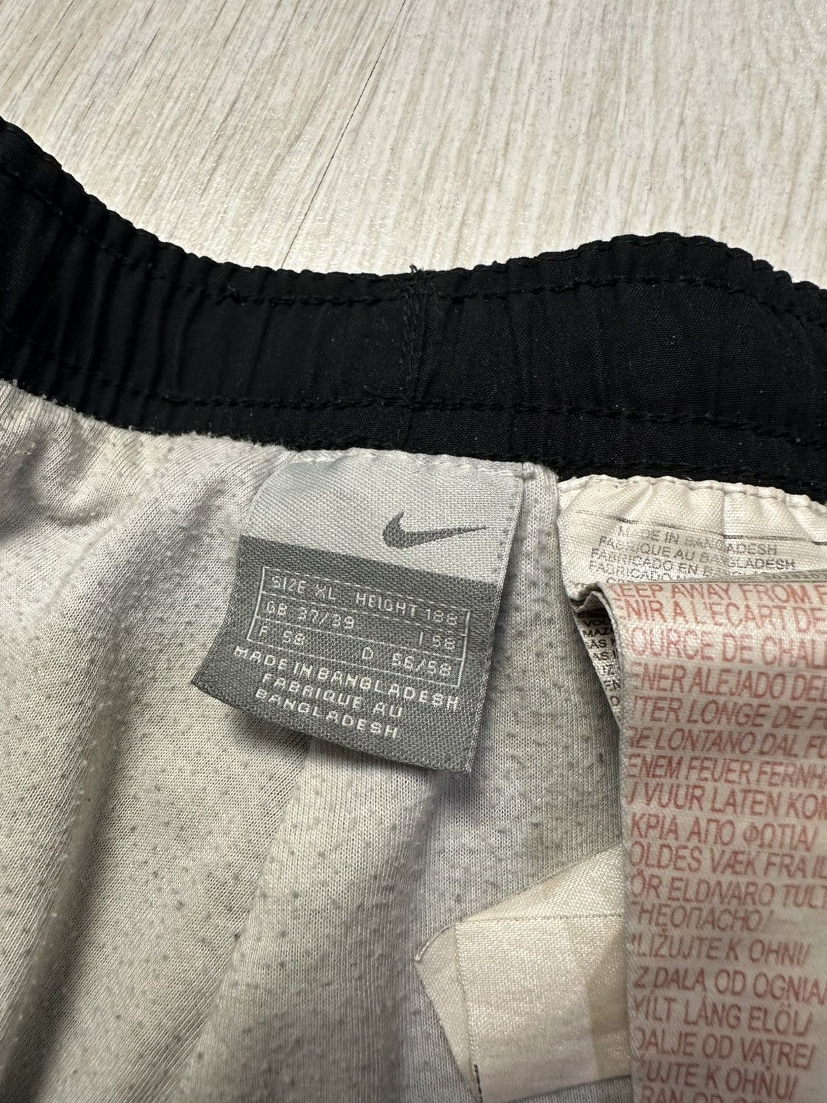 Nike Nike Vintage Pants Nylon Baggy Wide Woven Japanese Hype Y2K Size US 36 / EU 52 - 3 Thumbnail