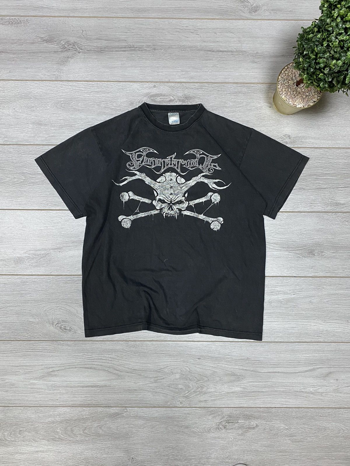 Band Tees FinnTroll 2006 skull ☠️ vintage faded t-shirt made in England Size US L / EU 52-54 / 3 - 1 Thumbnail