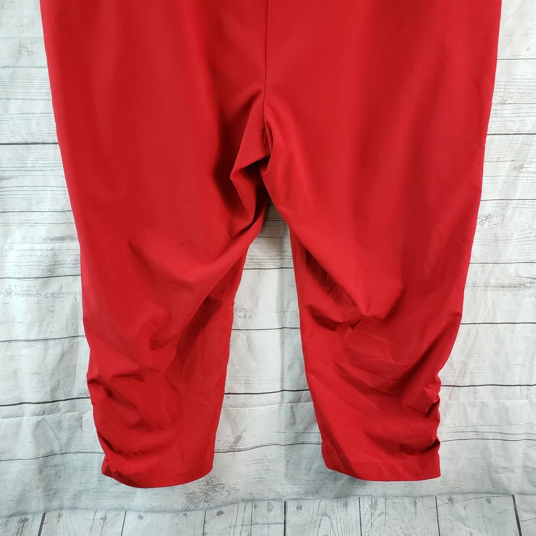Vintage Chico's Zenergy Womens Cropped Pants Sz 16P Red Zip Pockets High Rise Ladies Shoes? Size 38" / US 16 / IT 52 - 5 Thumbnail