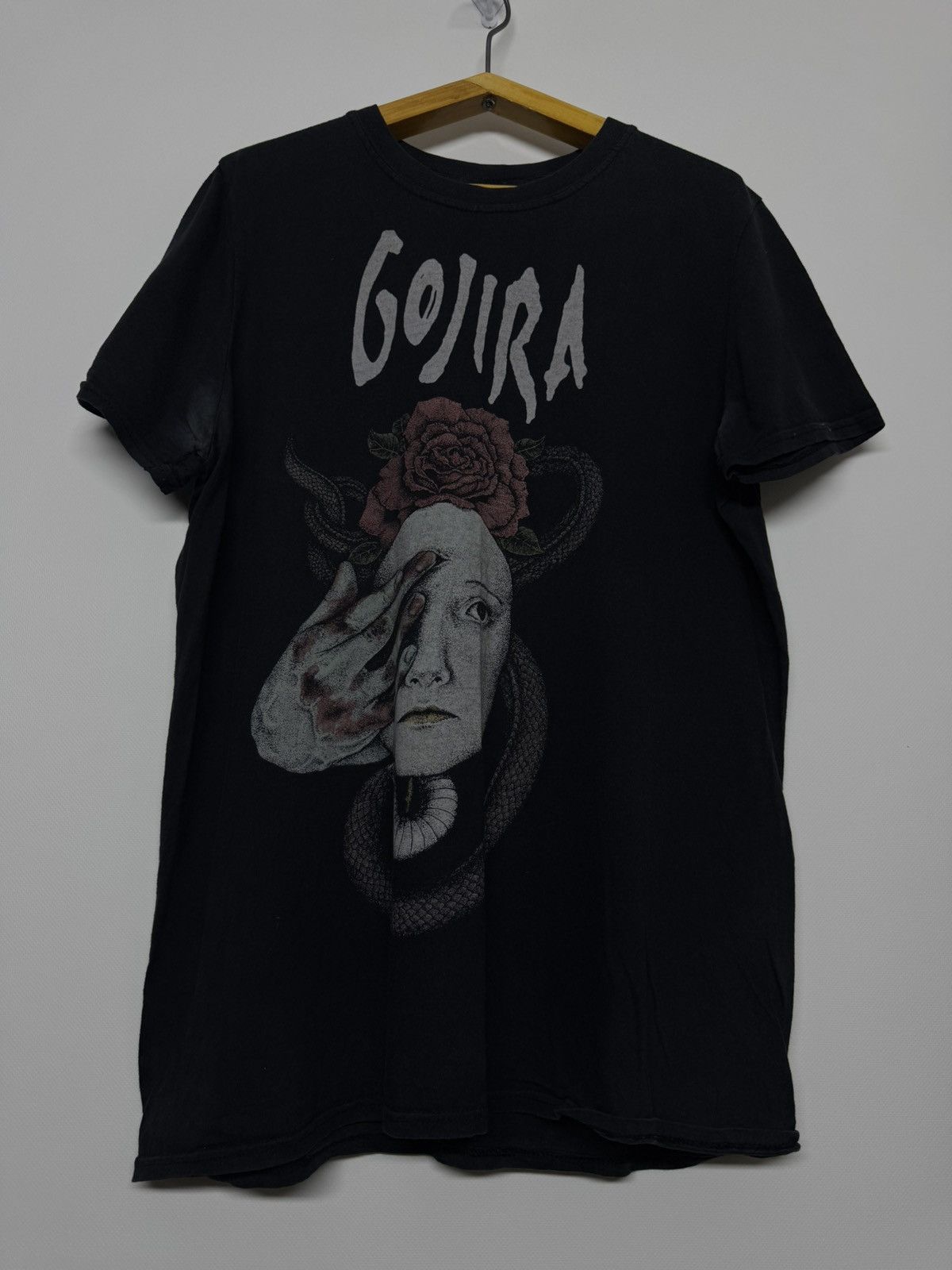 Gildan Vintage Gojira Shirt Metal Band Tee Mastodon Meshuggah Opeth Size US M / EU 48-50 / 2 - 1 Thumbnail