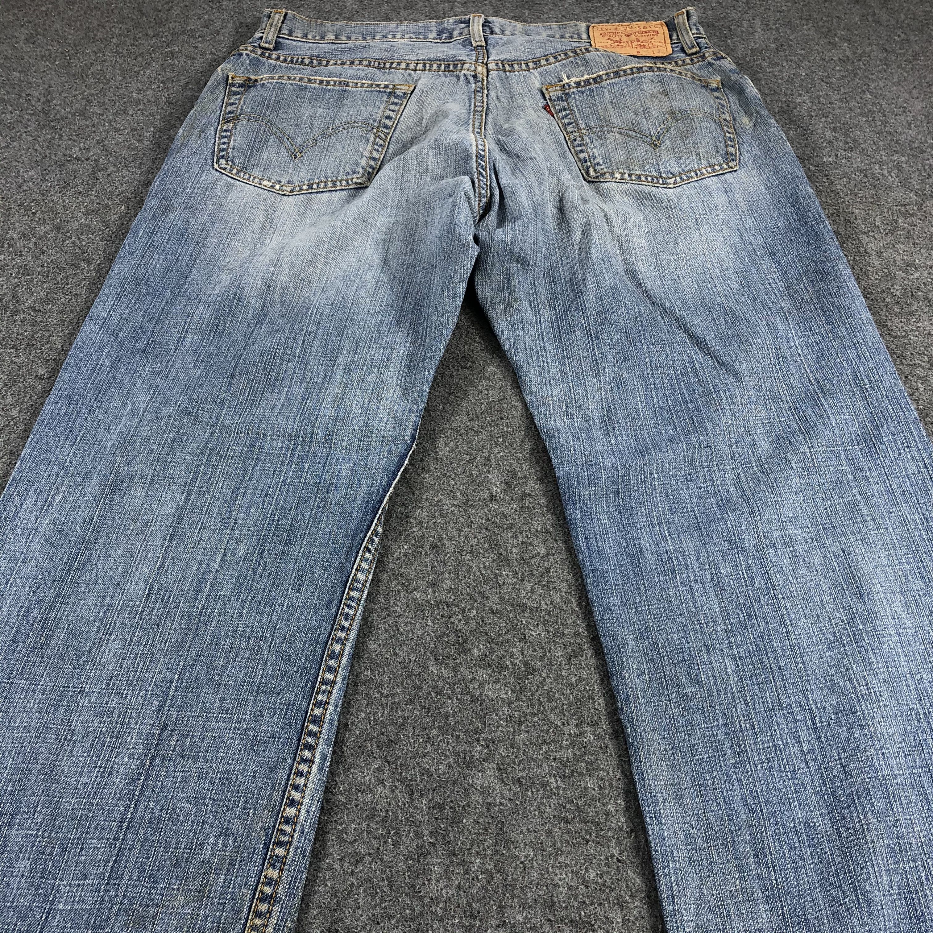 Levi's × Vintage Vintage Blue Wash Levis 559 Jeans-JM1277 Size US 35 - 4 Thumbnail