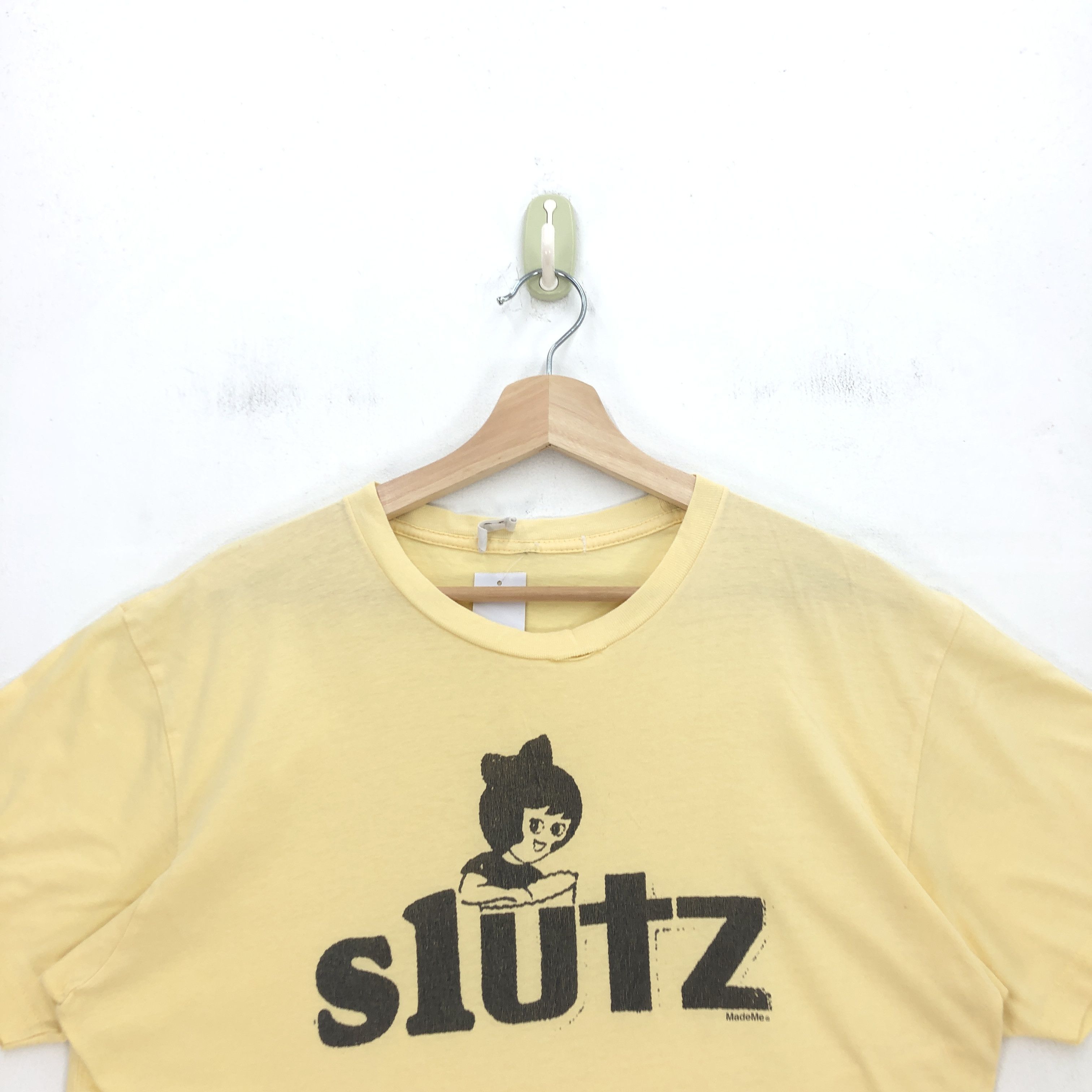 Other Vintage Y2K MadeMe T Shirt Slutz Streetwear Tees Size US M / EU 48-50 / 2 - 4 Thumbnail
