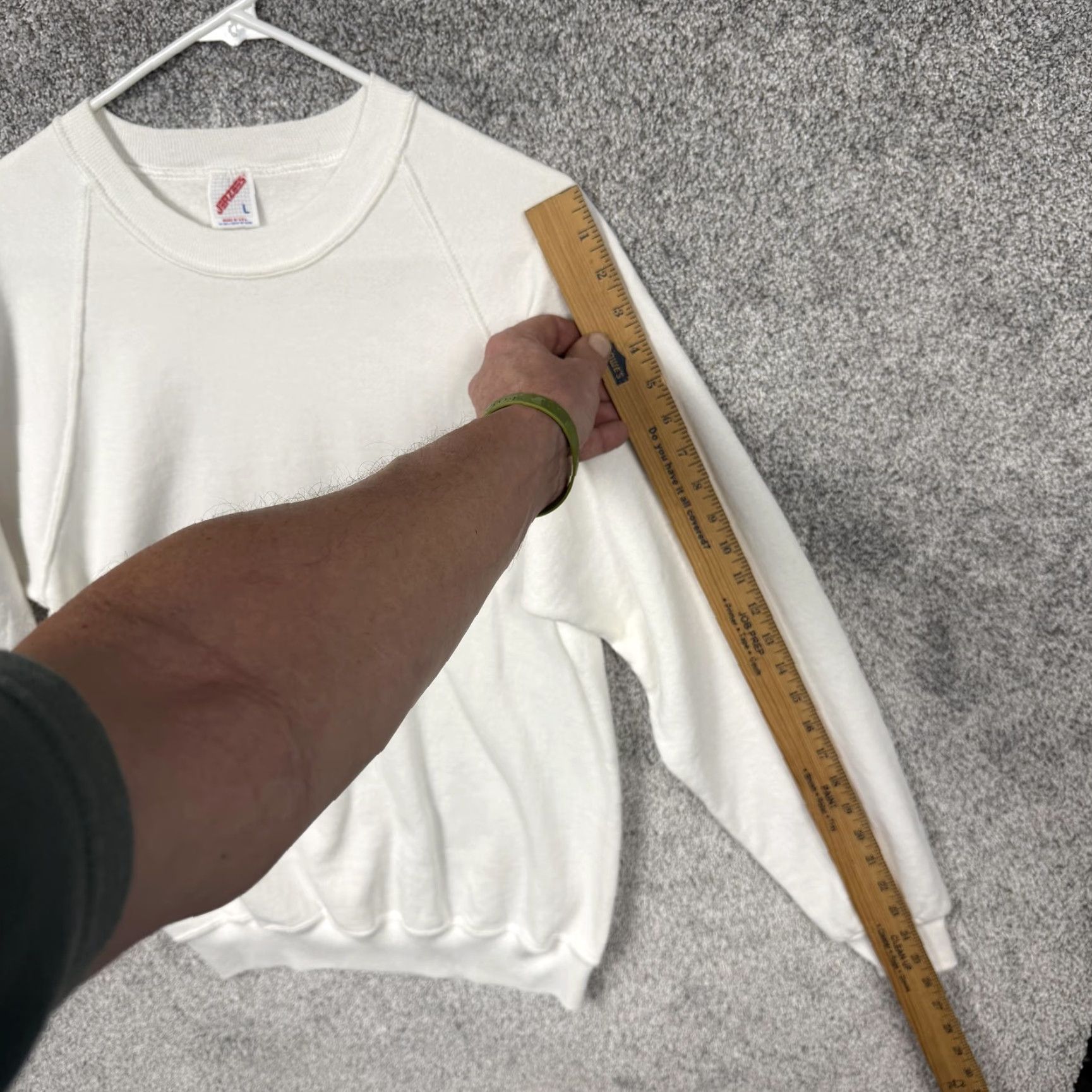 Jerzees VINTAGE Jerzees Sweatshirt Men L White Fleece Crewneck Athletic Pullover USA 90s White Solid Mens Large Long Sleeve Crew Neck Size US L / EU 52-54 / 3 - 3 Thumbnail