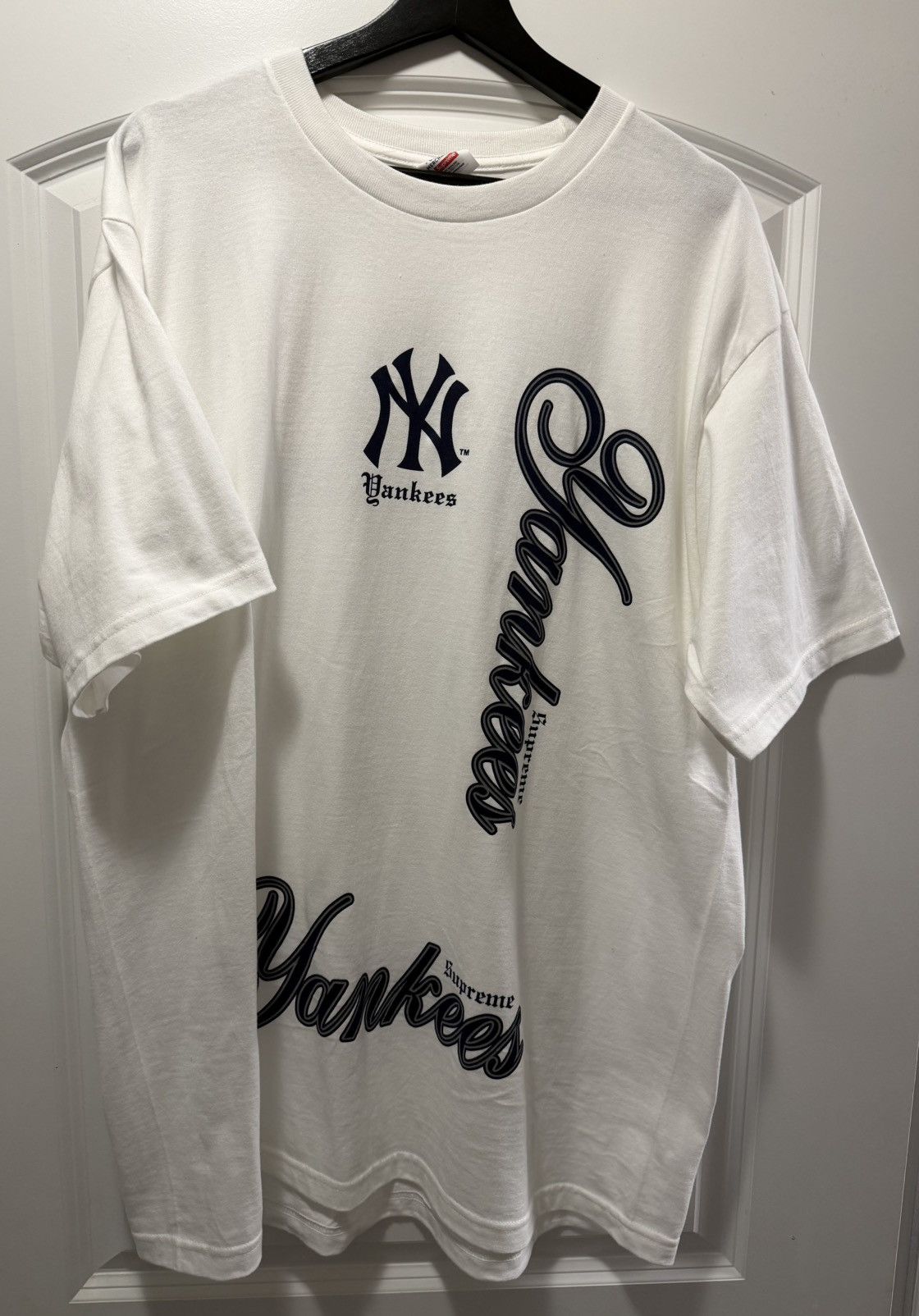 Supreme Supreme MLB Teams NY Tee Size US XL / EU 56 / 4 - 1 Thumbnail