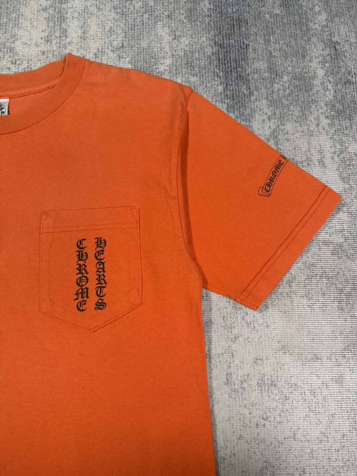 Chrome Hearts Vintage! Orange Scroll Script Pocket tee Size US M / EU 48-50 / 2 - 7 Thumbnail