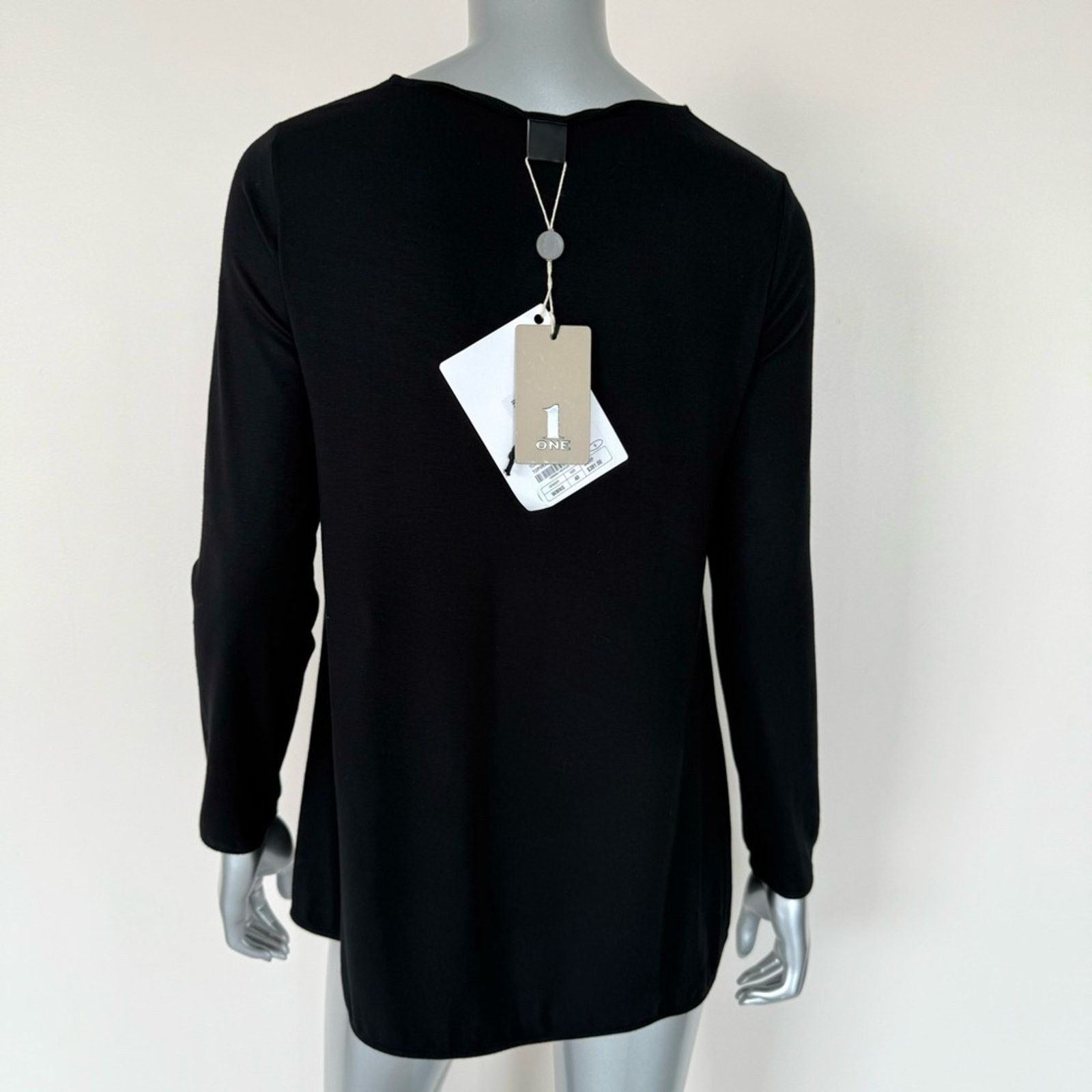 Other NWT!!! 1One women top size S Retail 381$ Size S / US 4 / IT 40 - 4 Thumbnail
