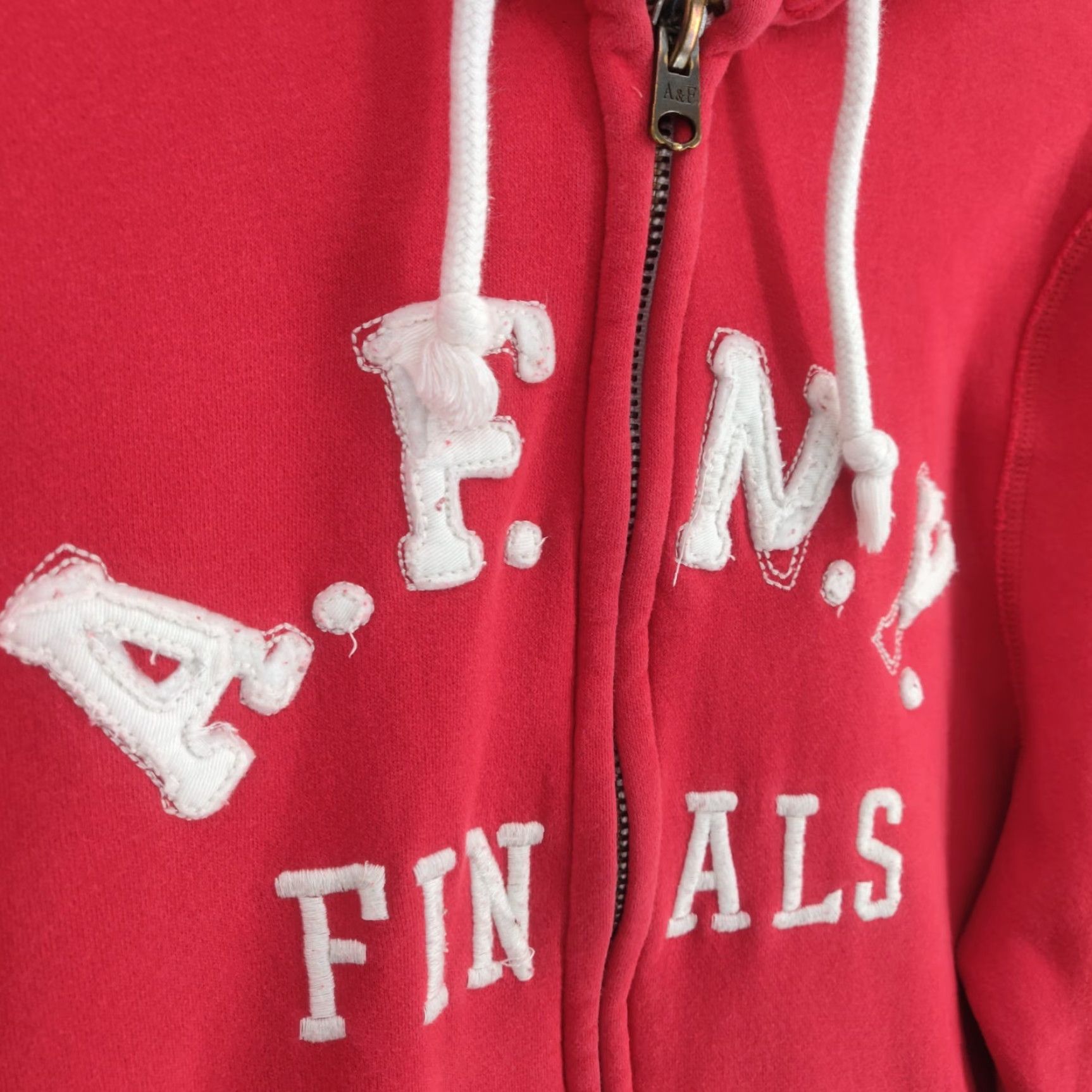 Abercrombie & Fitch VINTAGE Abercrombie & Fitch Hoodie Mens Large Red Full Zip Distressed Fleece Size US L / EU 52-54 / 3 - 6 Thumbnail