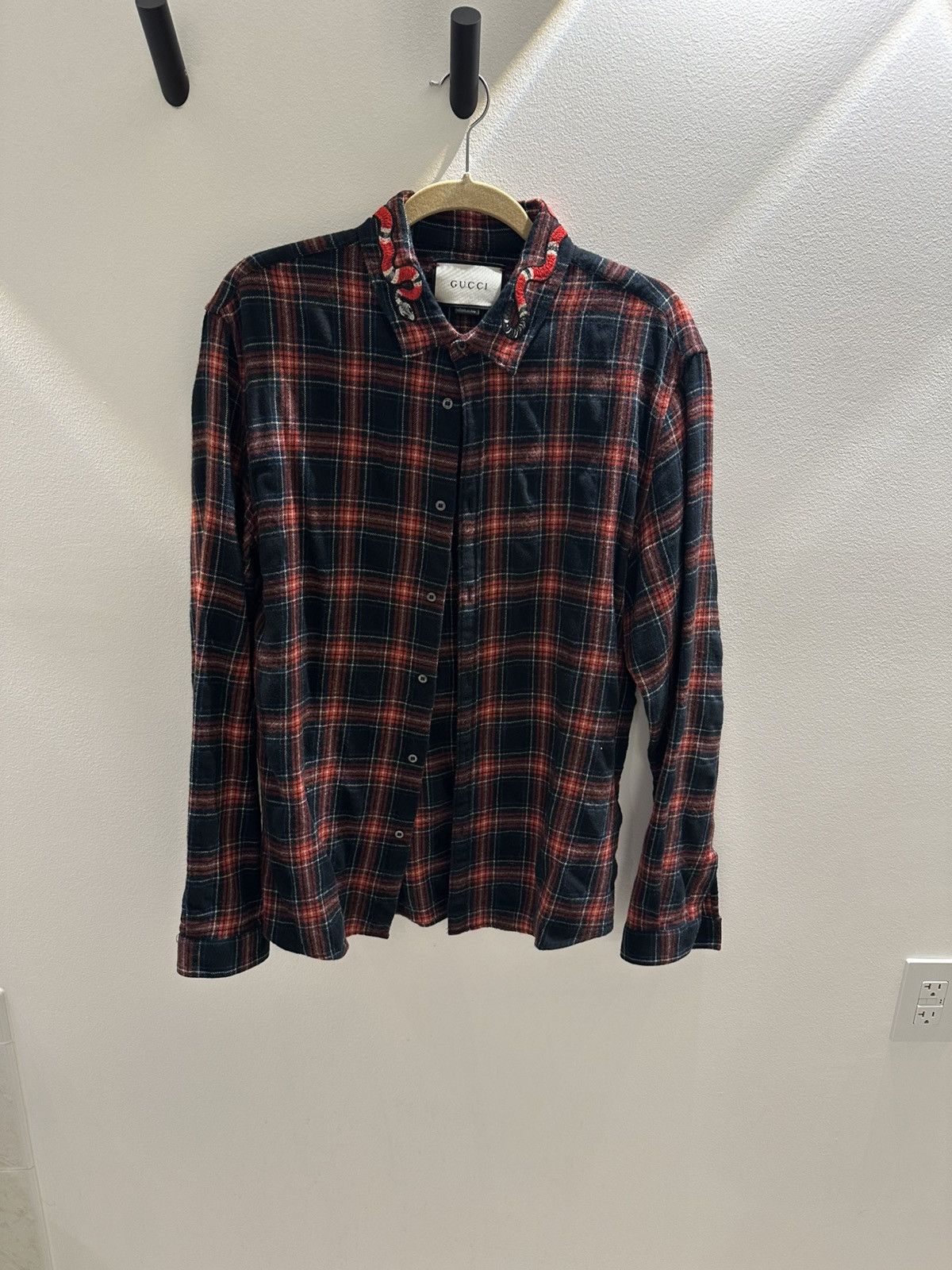 Gucci GUCCI Snake Embroidered Flannel Button Down Shirt Size US L / EU 52-54 / 3 - 1 Thumbnail