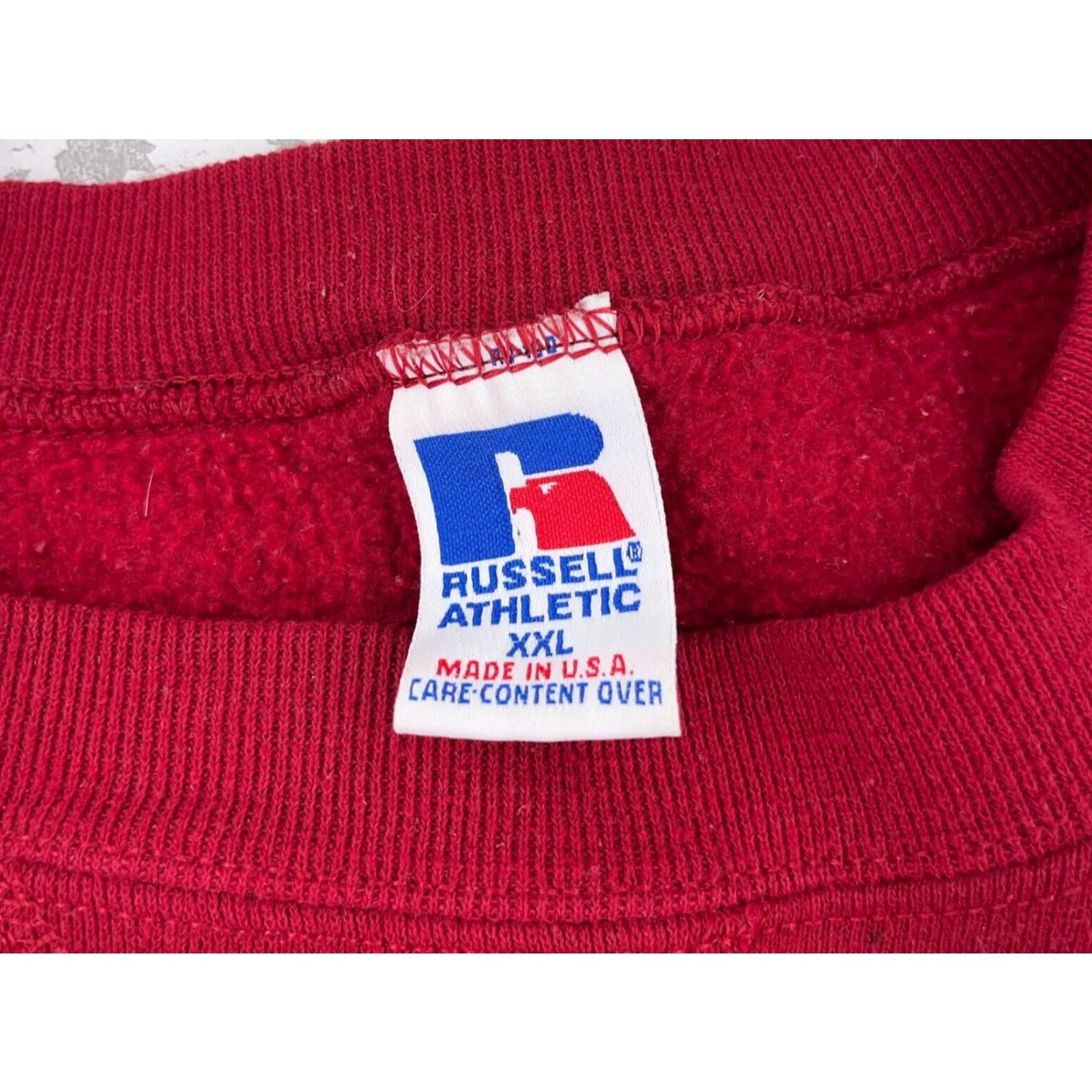 Russell Athletic VINTAGE Russell Sweatshirt Men 2XL Red Crewneck Sweatshirt USA 50/50 Embroidered Logo Baseball Basketball Hipster Retro Classic American Mens Size US XXL / EU 58 / 5 - 6 Thumbnail