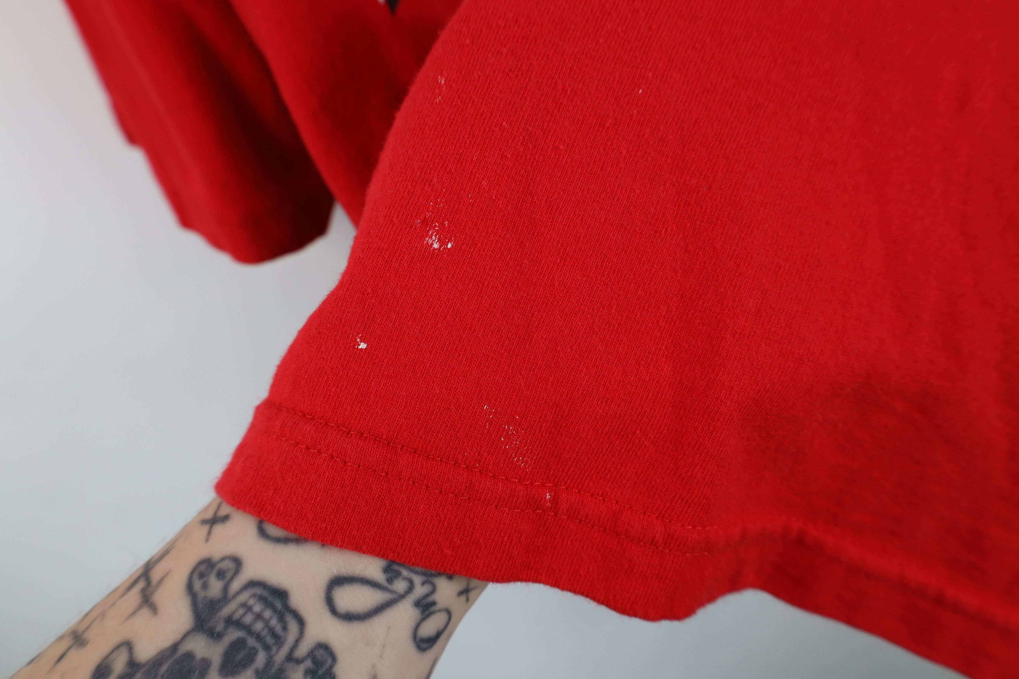 Vintage Vintage 90s Champs Detroit Red Wings Hockey Jersey T-Shirt Size US XL / EU 56 / 4 - 6 Thumbnail