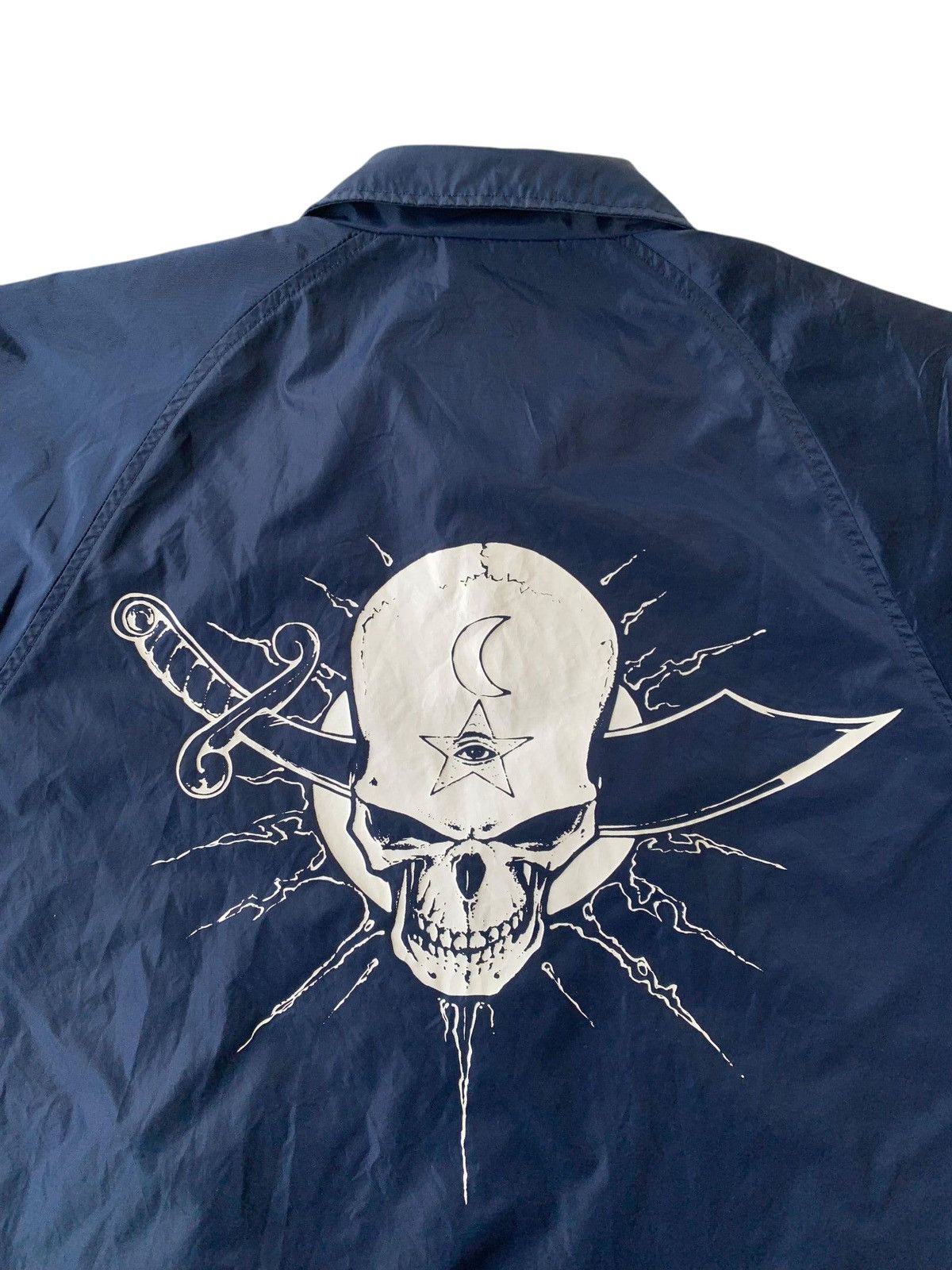 Supreme [SOLD] 2001 Supreme Skull And Sword Pirate Jackets Size US L / EU 52-54 / 3 - 2 Thumbnail