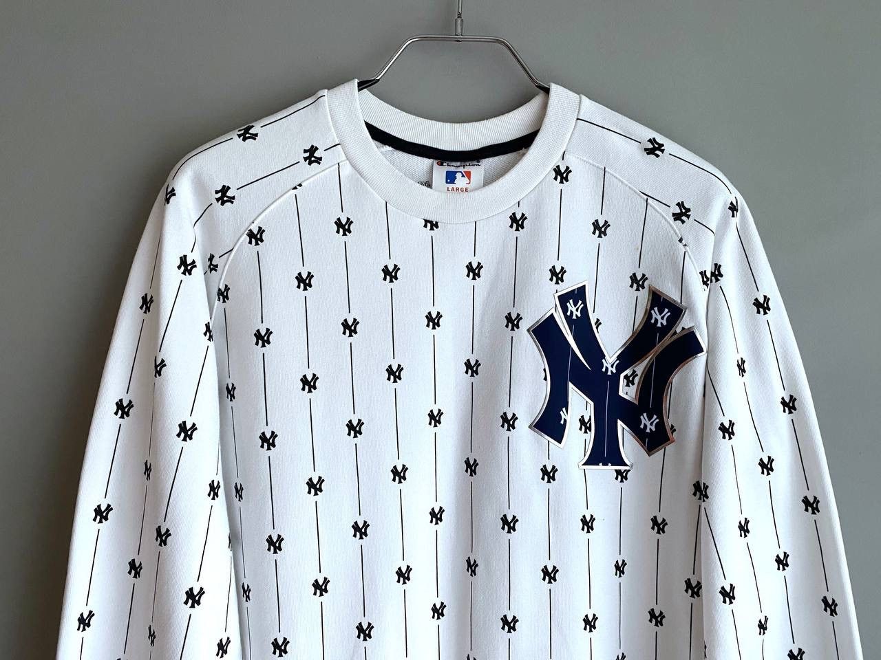 Champion × MLB × New York Yankees Champion x MLB New York Yankees Multilogo Sweatshirt, Size L Size US L / EU 52-54 / 3 - 3 Thumbnail