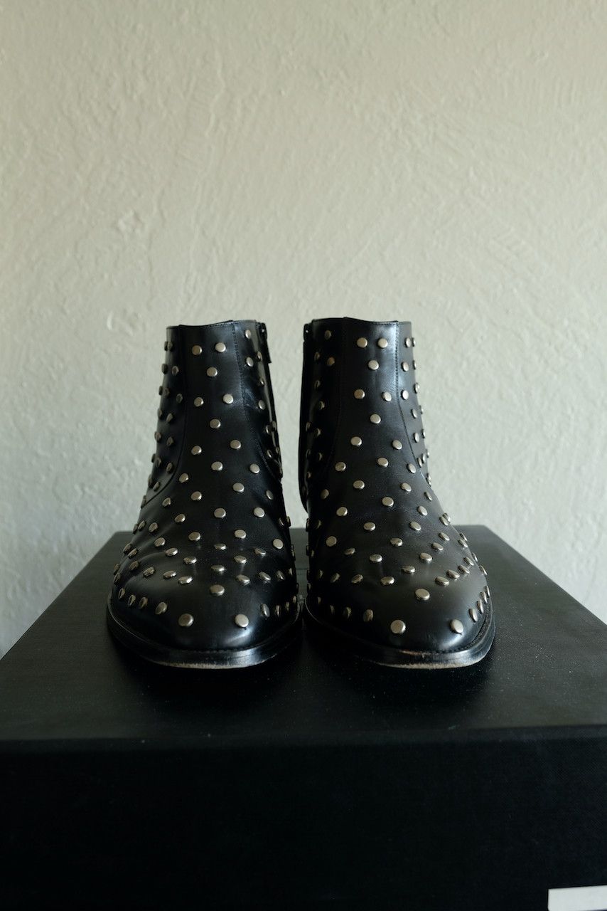 Hedi Slimane × Saint Laurent Paris Saint Laurent Paris Studded Wyatt Chelsea Boots Leather 42 9 Size US 9 / EU 42 - 2 Thumbnail