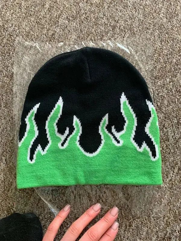 Japanese Brand Knitting Green Flame Beanie Hat Size ONE SIZE - 2 Thumbnail