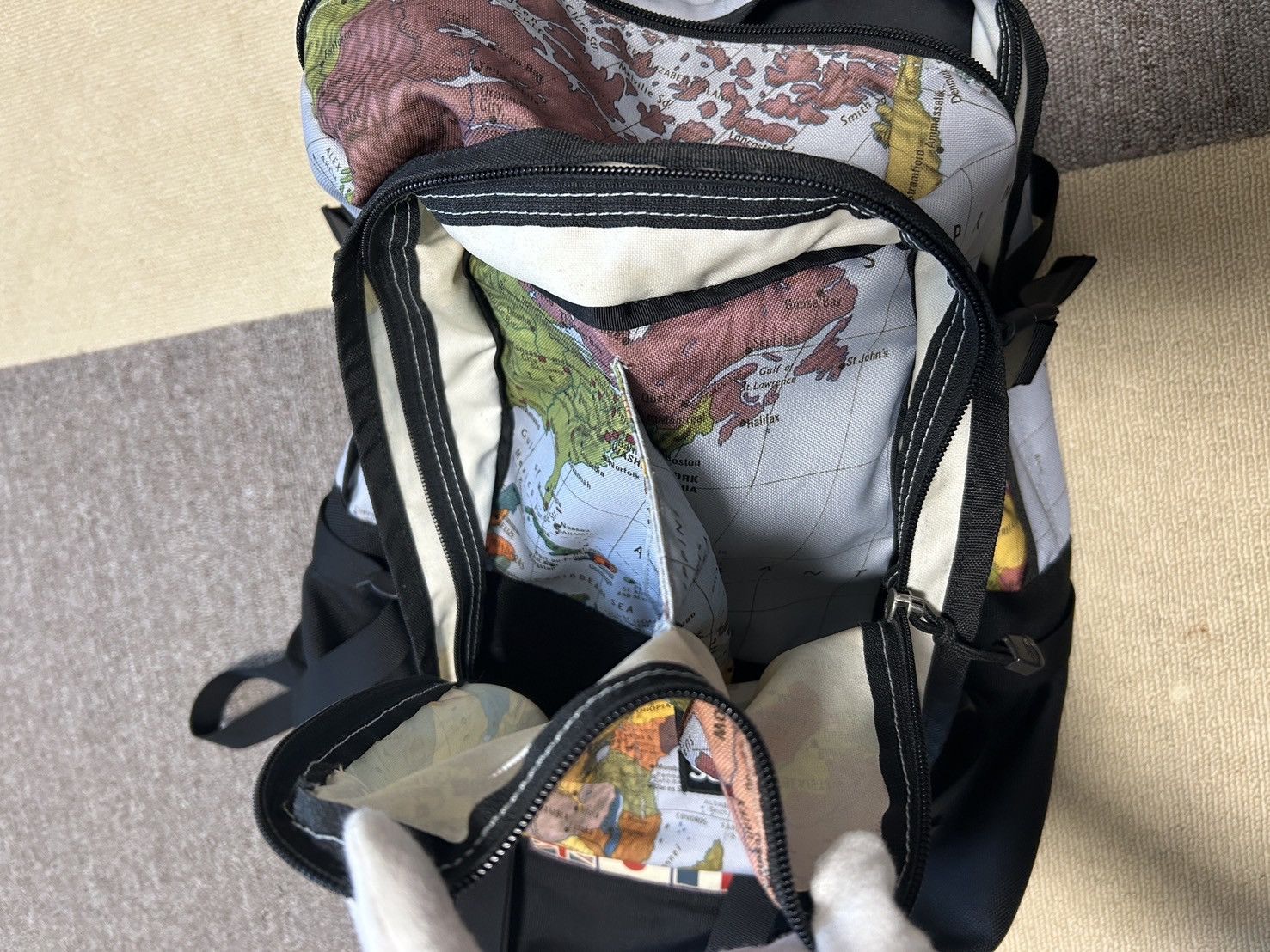 Supreme × The North Face [RARE] Supreme The North Face Expedition Maps Backpack Size ONE SIZE - 12 Thumbnail